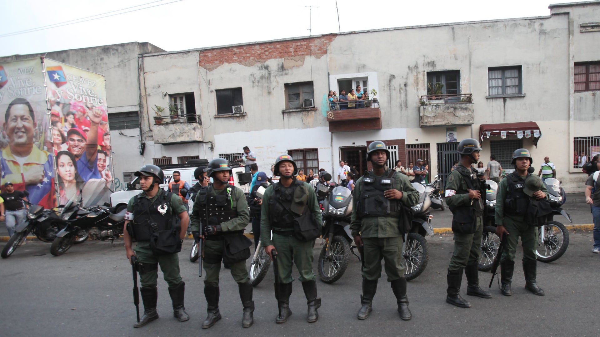 Venezuela_Chavez_Grat__5_