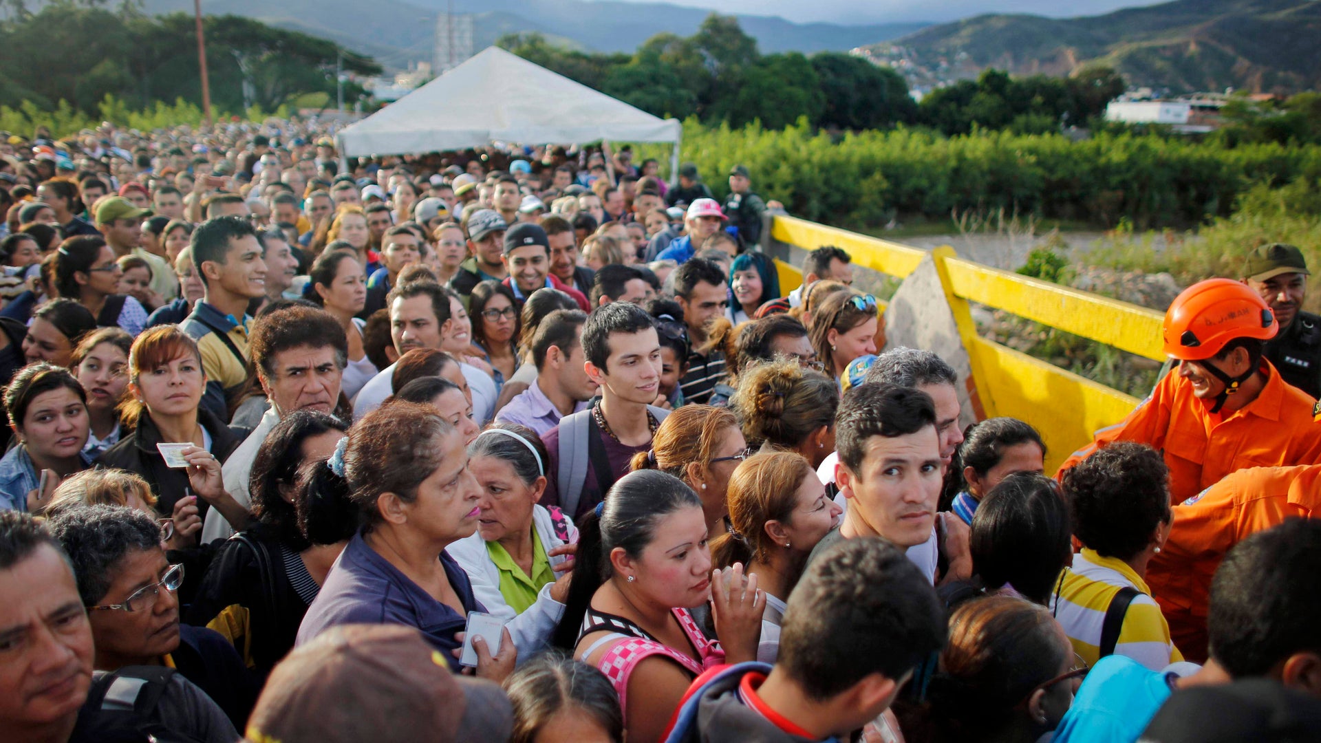 Venezuela_Colombia_Bo_Vros__12_