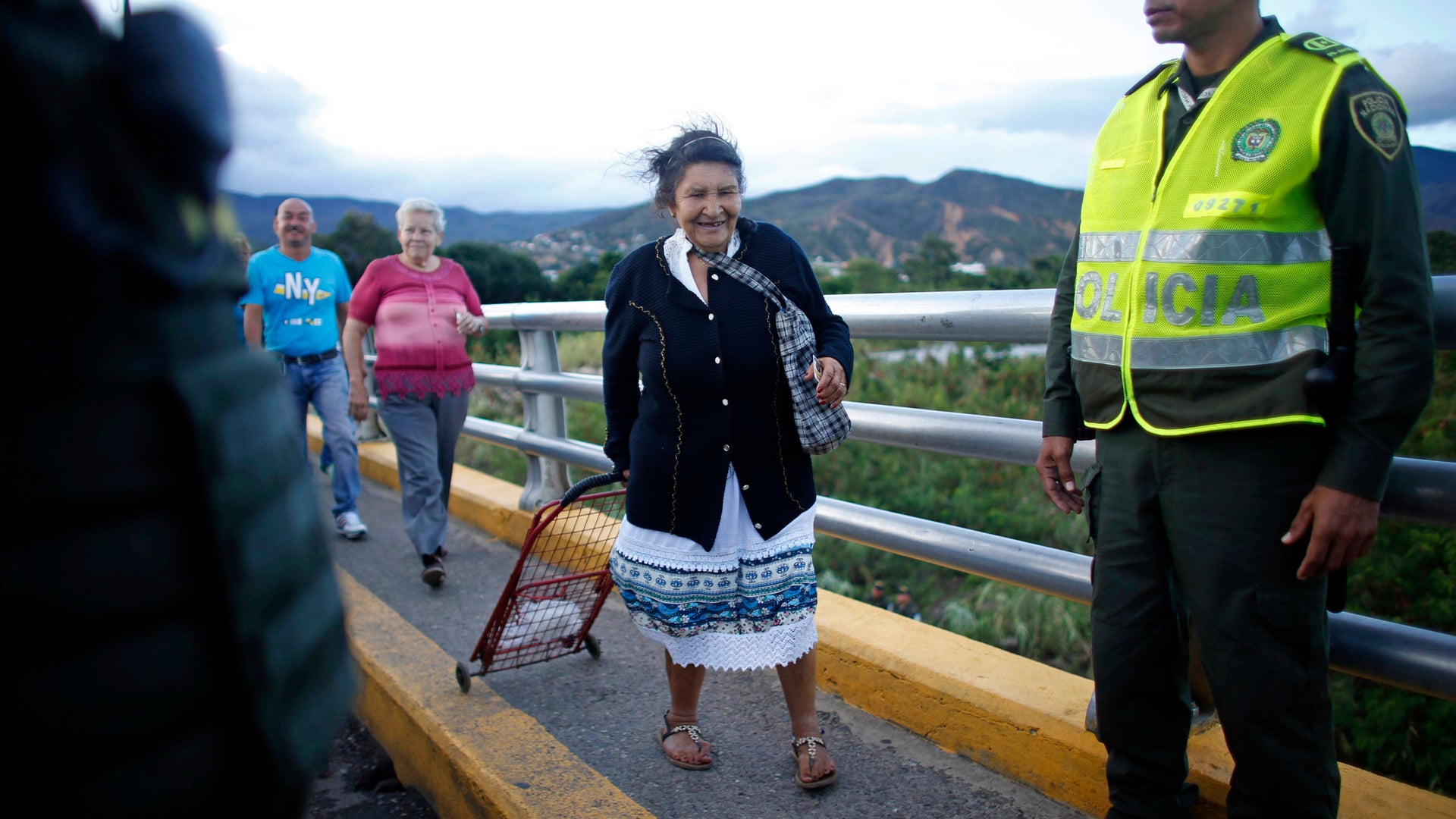 Venezuela_Colombia_Bo_Vros__6_