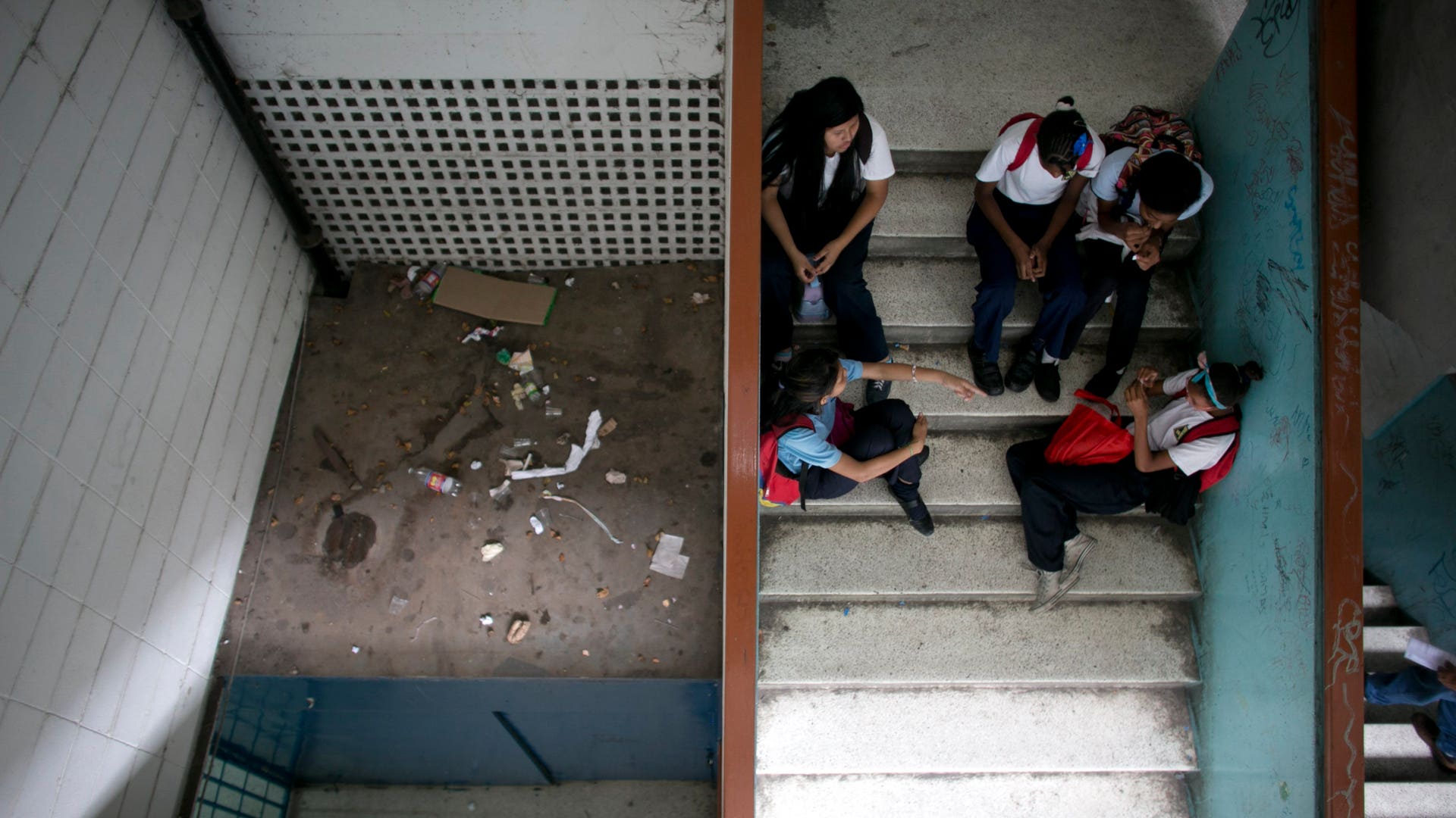 Venezuela_Failing_Schools__17_