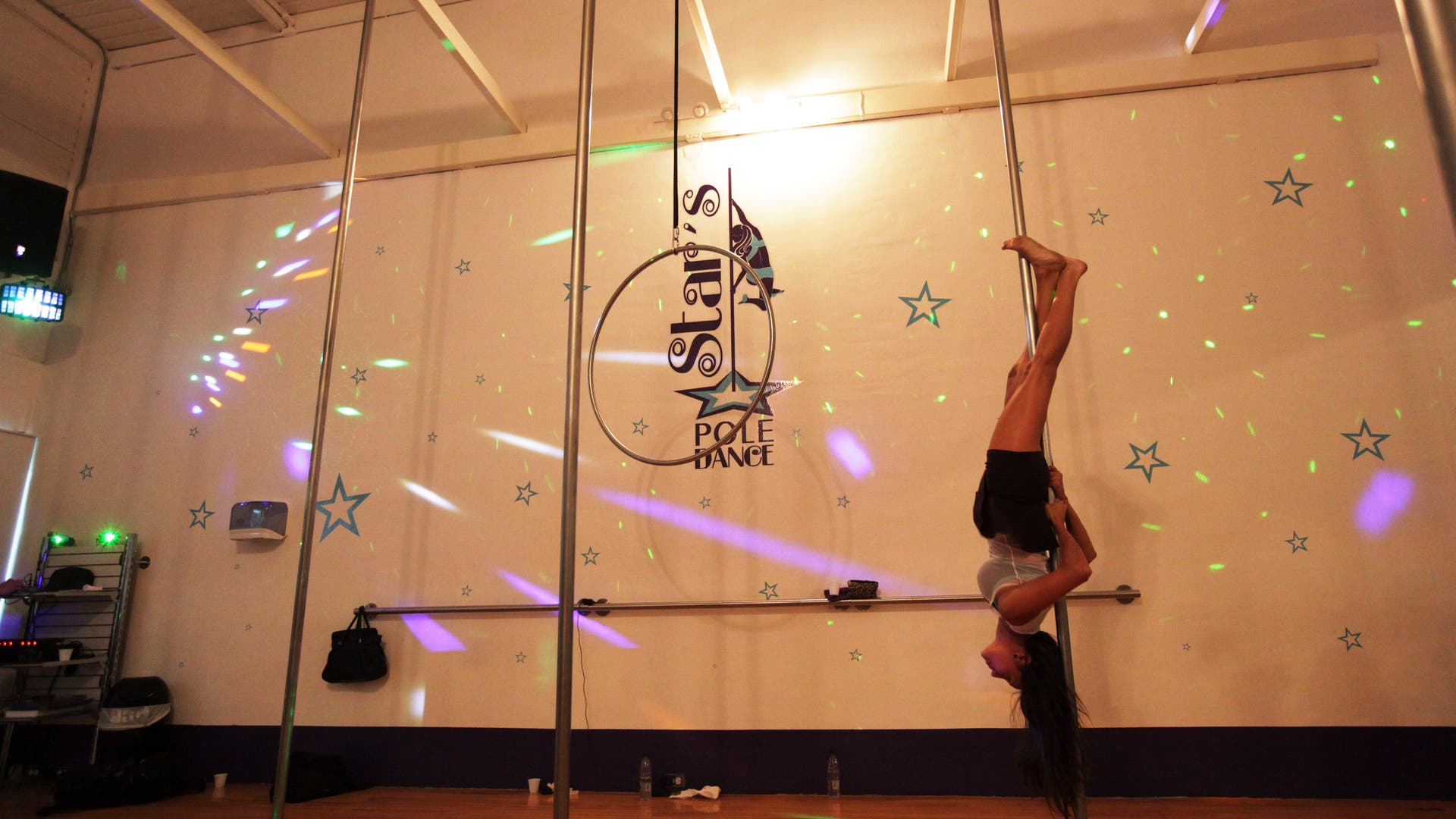 Venezuela_Pole_Dancing_2