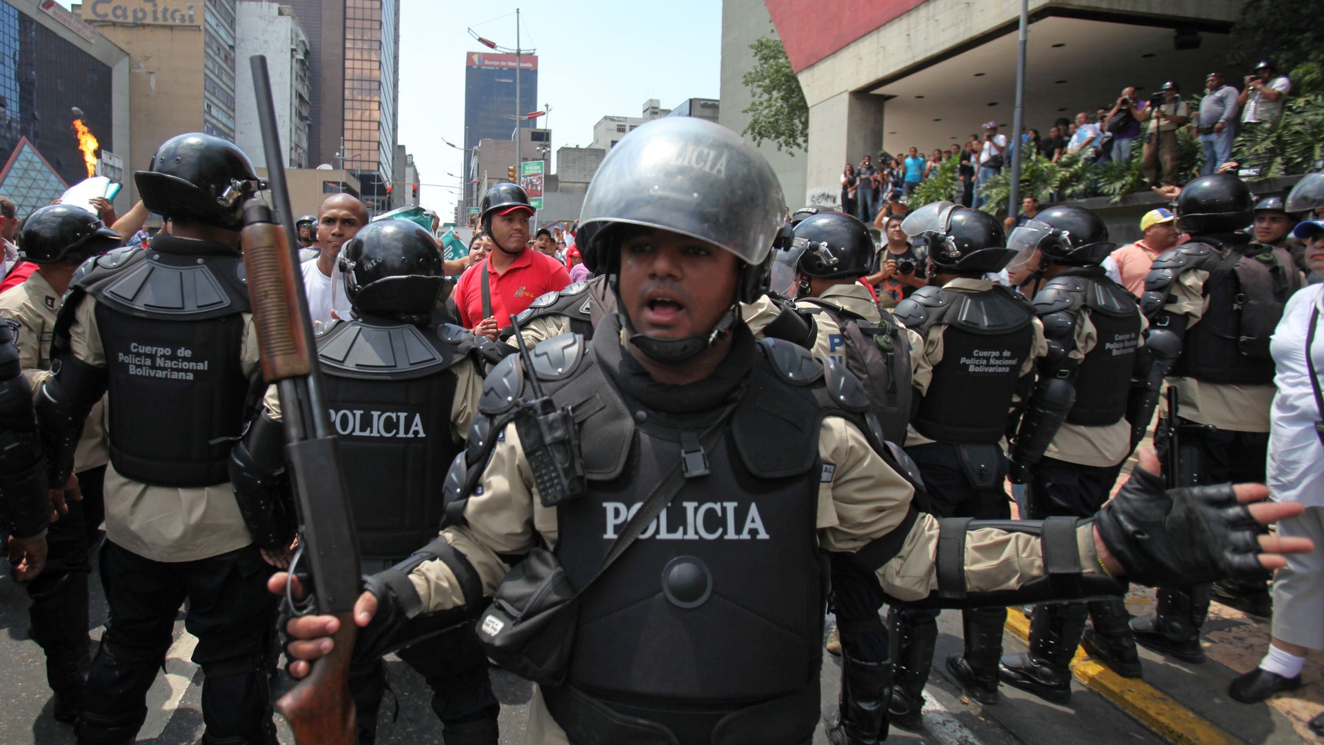 Venezuela_Student_Mar_Llen_6_