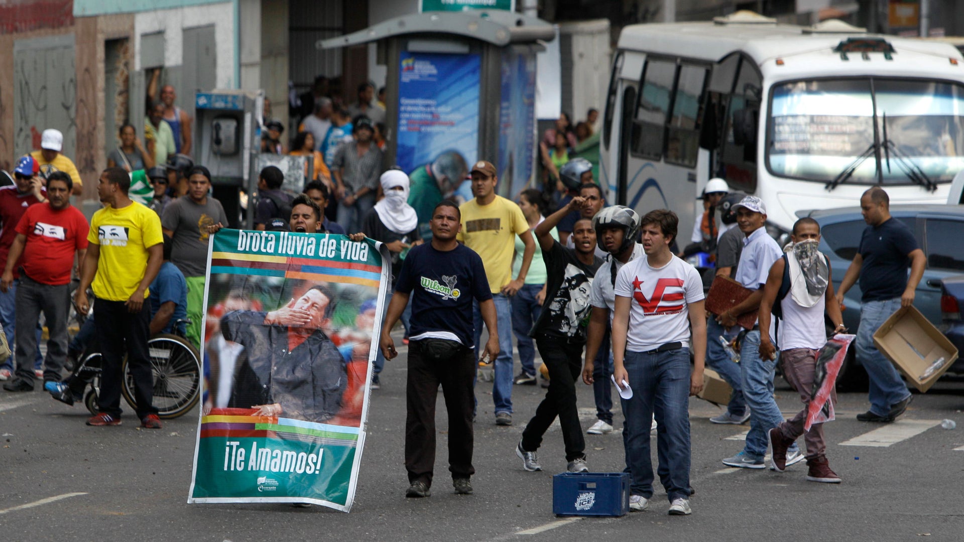 Venezuela_Students_Ma_Llen