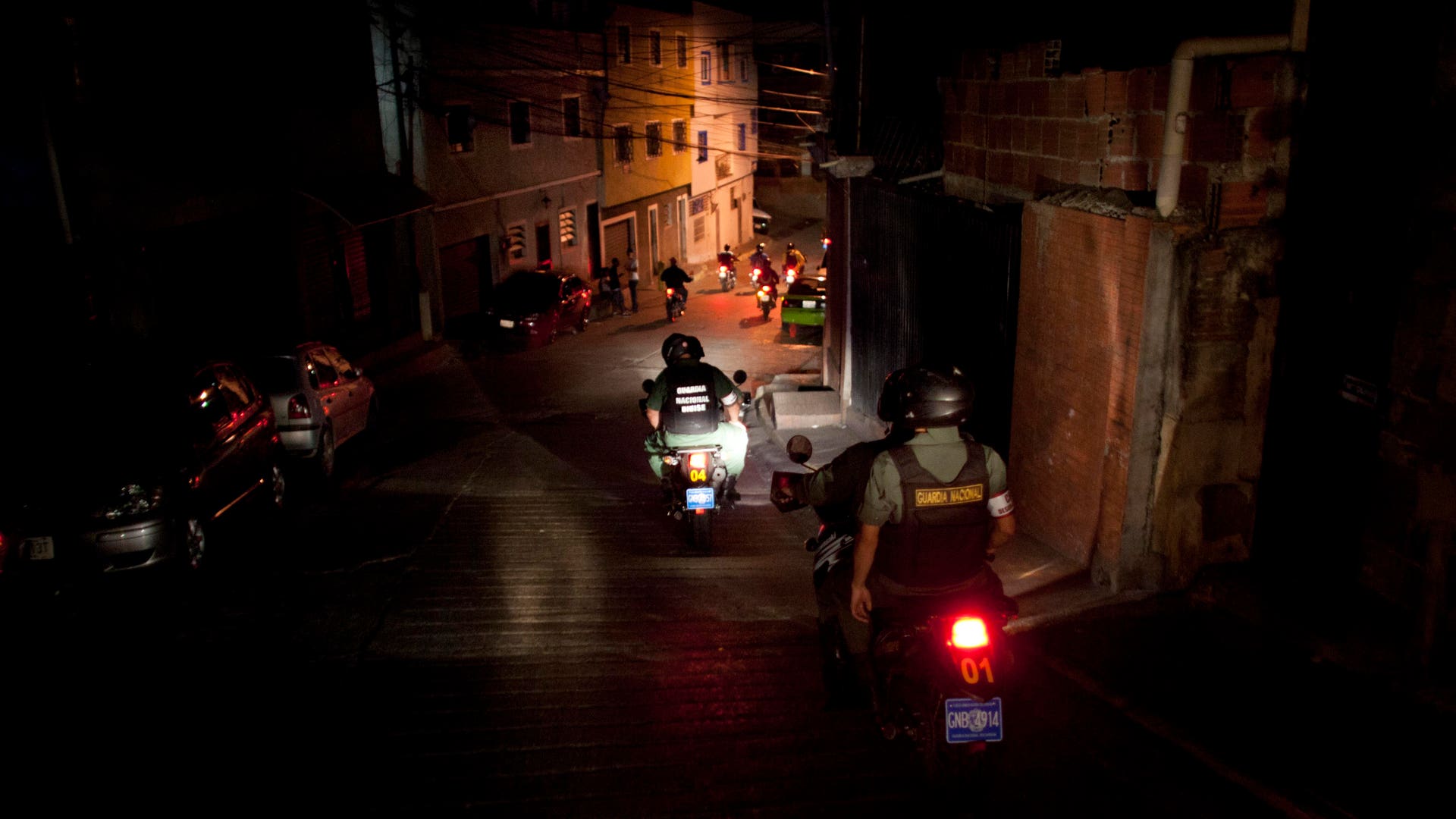 Venezuela_Troops_On_S_Garc_2_