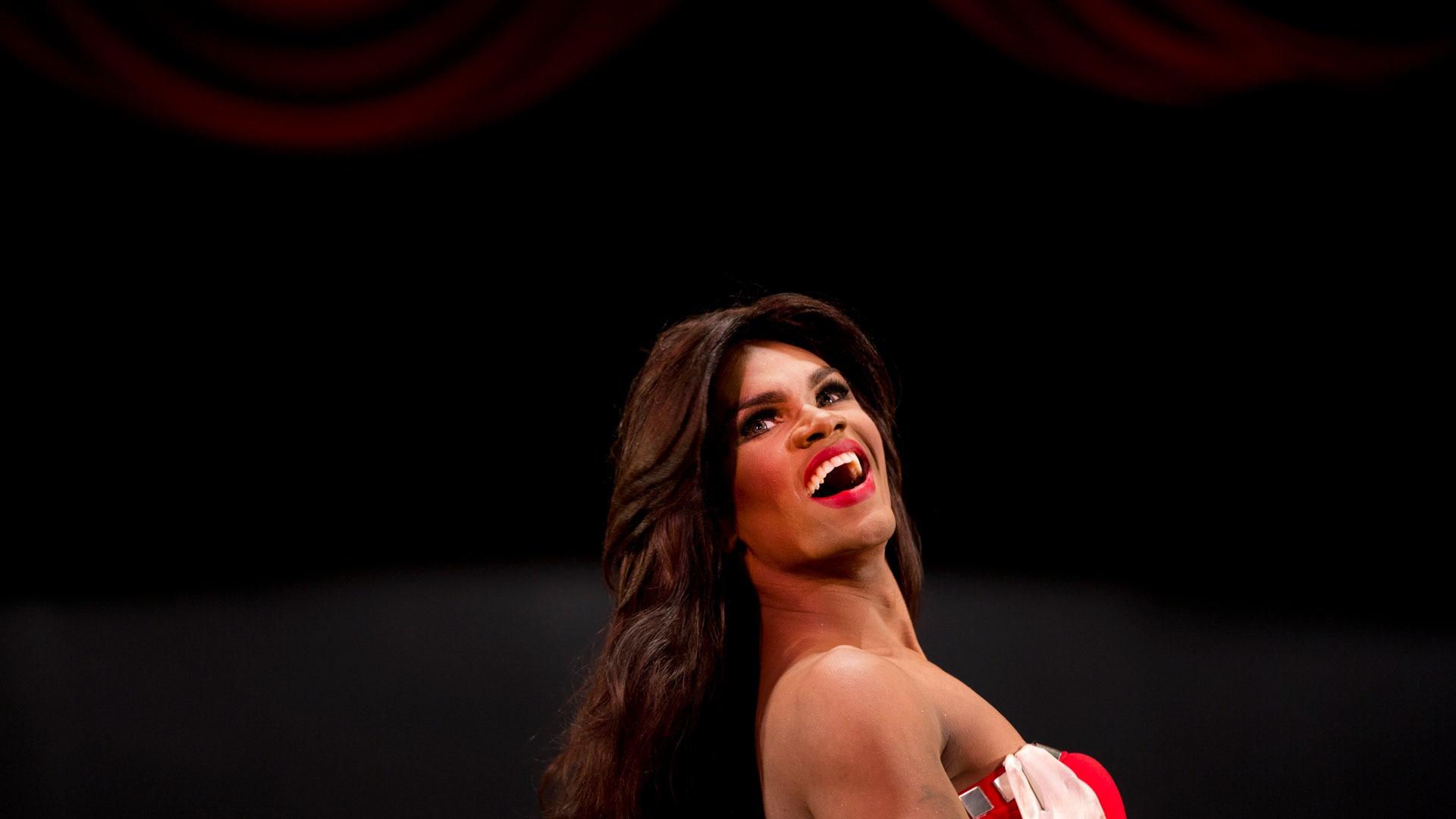 Venezuela_miss_gay__1_