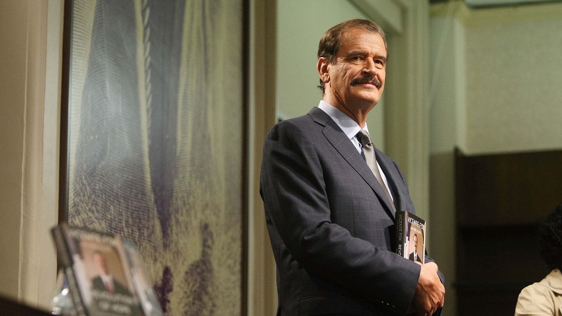 VicenteFoxsandy