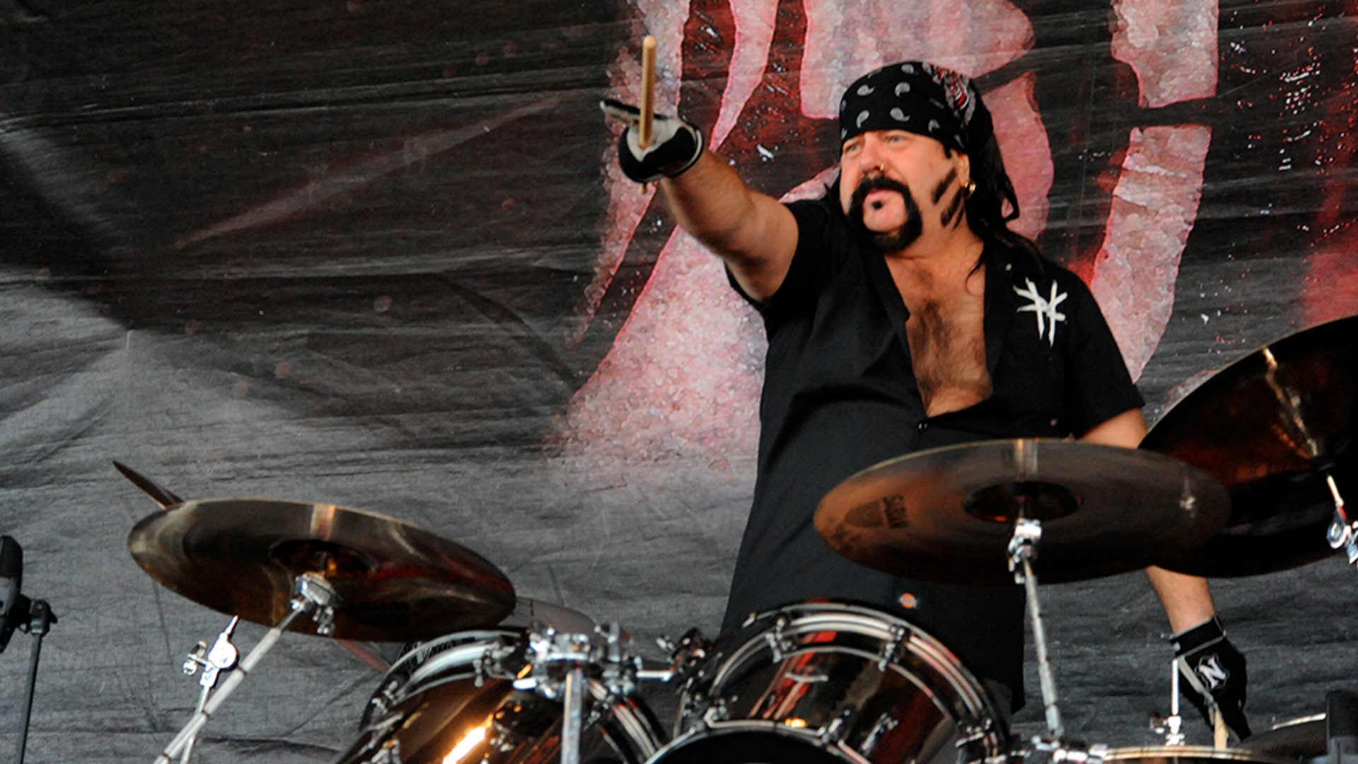 ***FILE PHOTO*** Pantera co-founder Vinnie Paul has passed away at age 54 Hellyeah performing at The House of Blues in Chicago, Illinois. June 25,2012. Credit: Gene Ambo/MediaPunch ***NO UK, NO JAPAN*** /IPX
