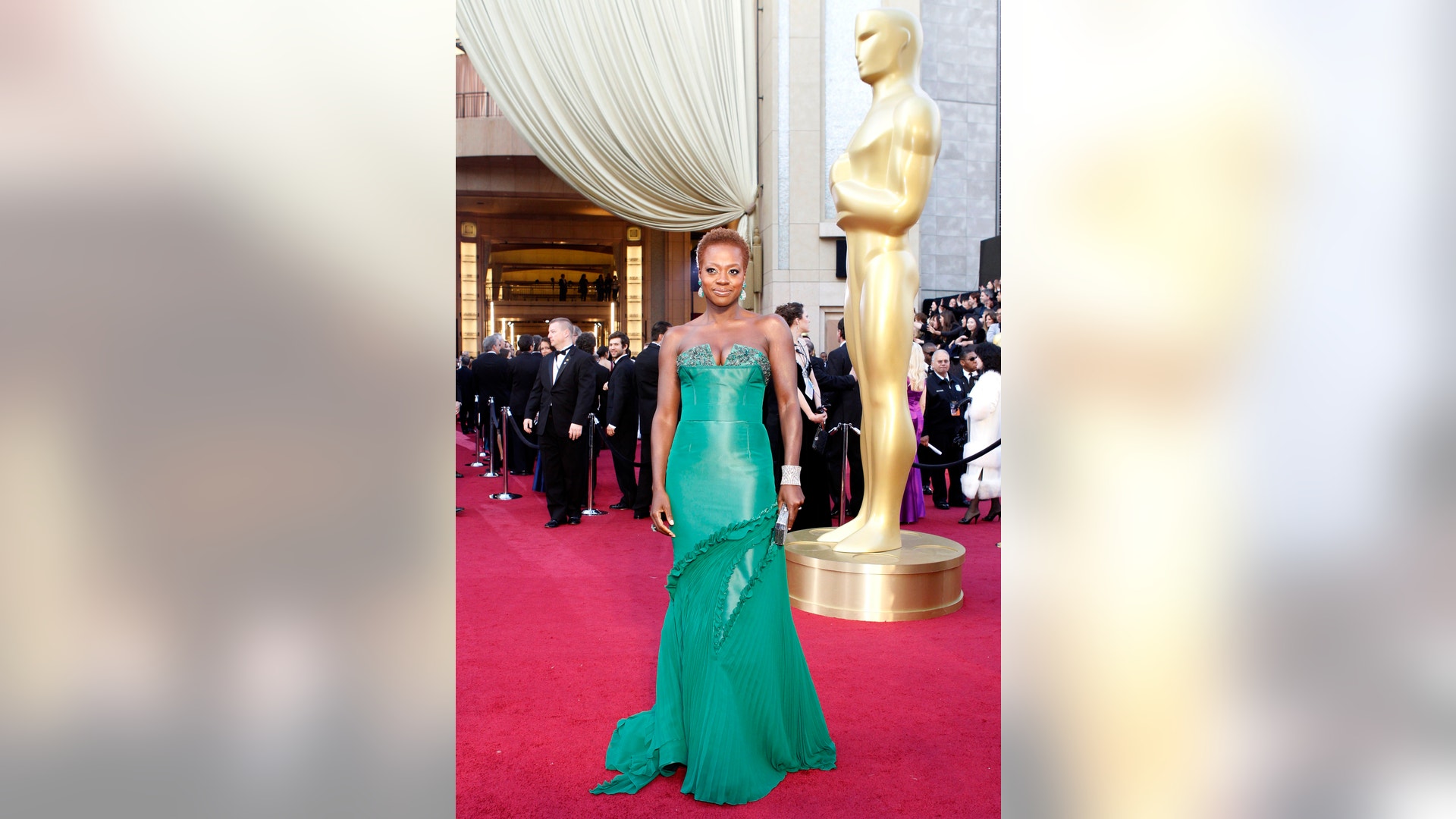 Viola_Davis_2012_Oscars