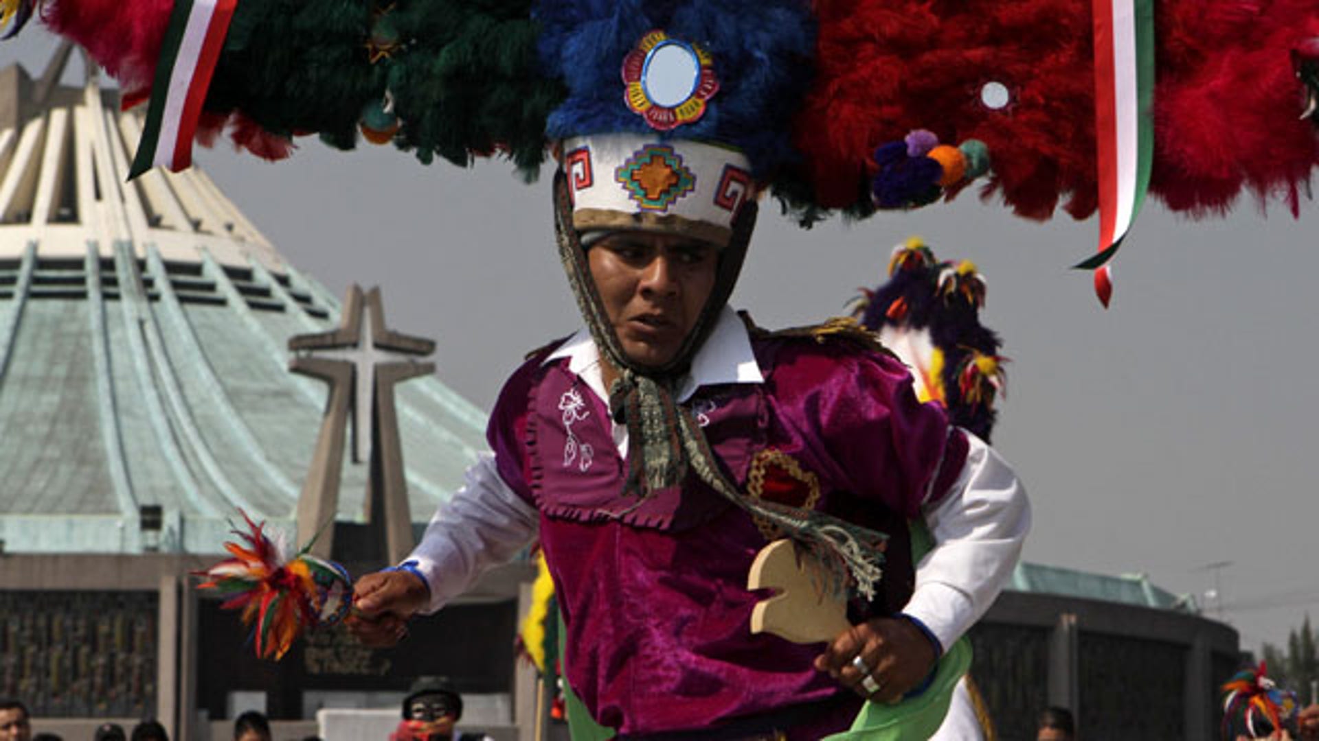 Virgin_of_Guadalupe_pilgrims_2