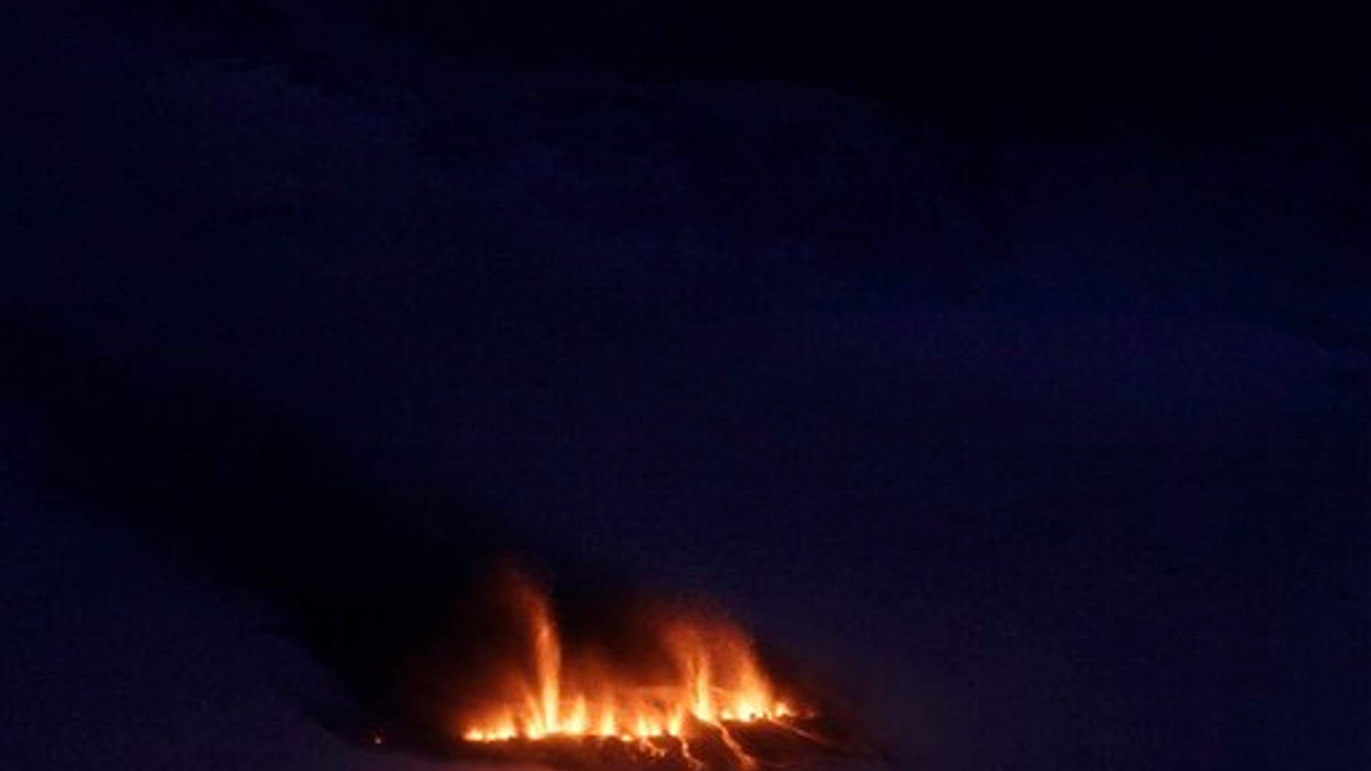 Volcano_in_Iceland_4