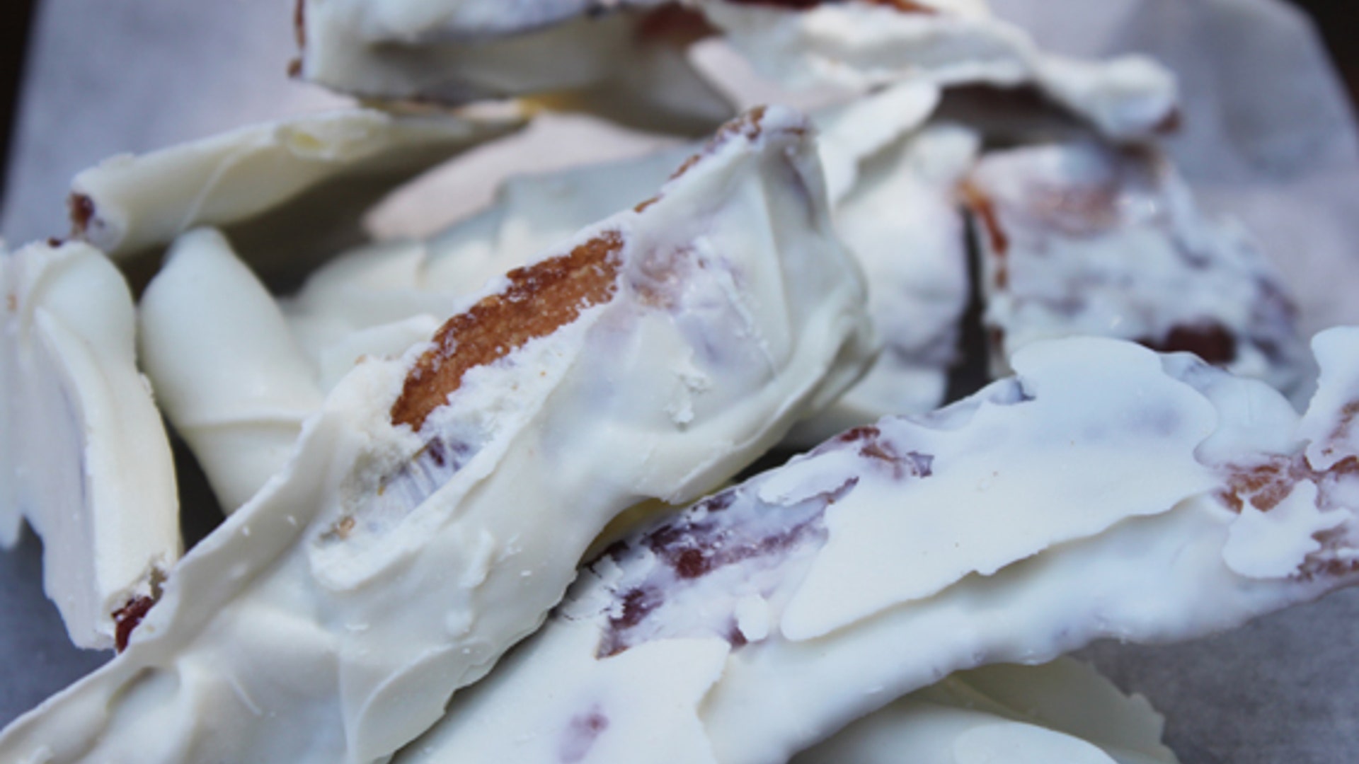 White_Chocolate_Bacon