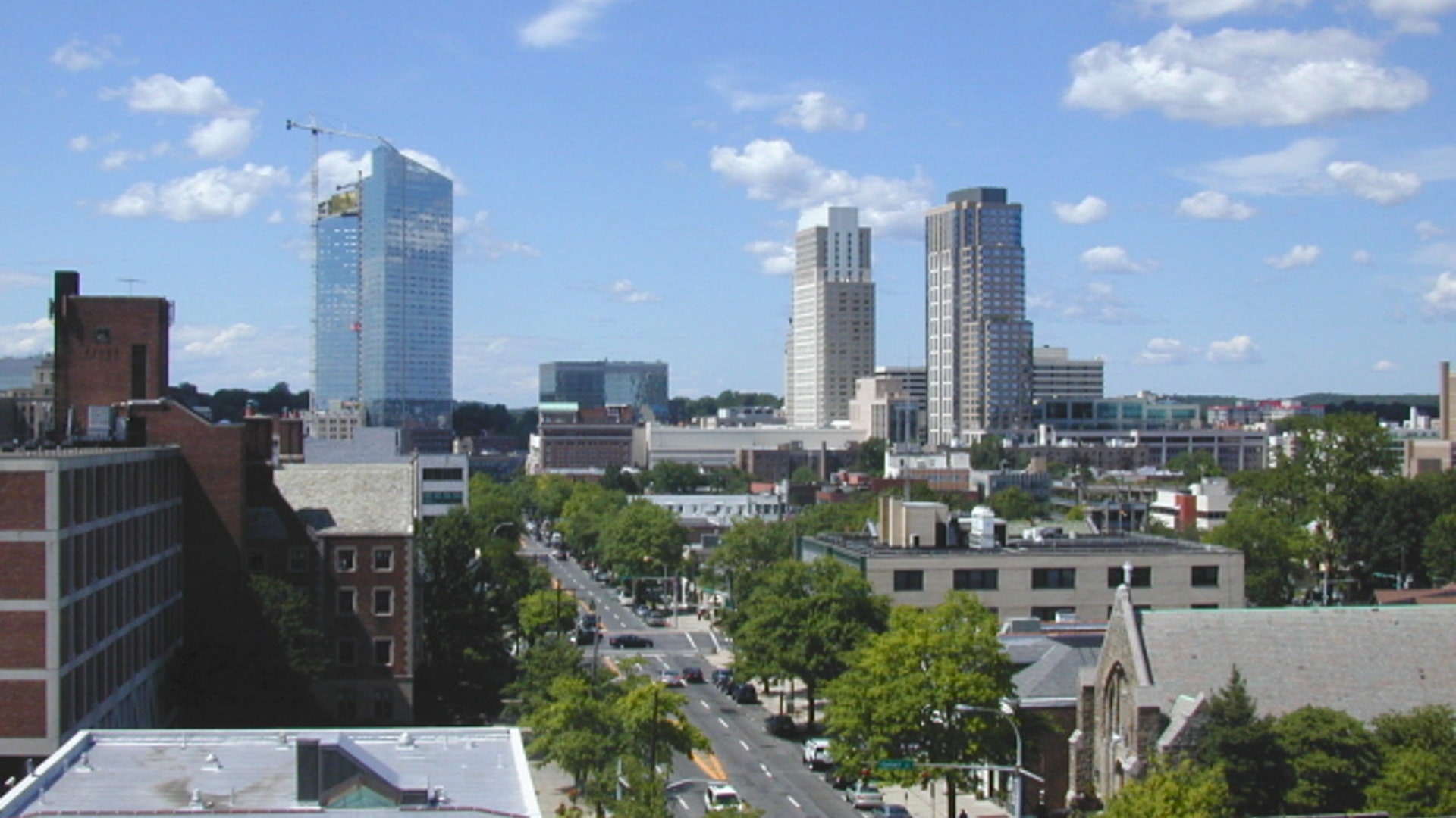 White_Plains_Photo_1__wikipedia_