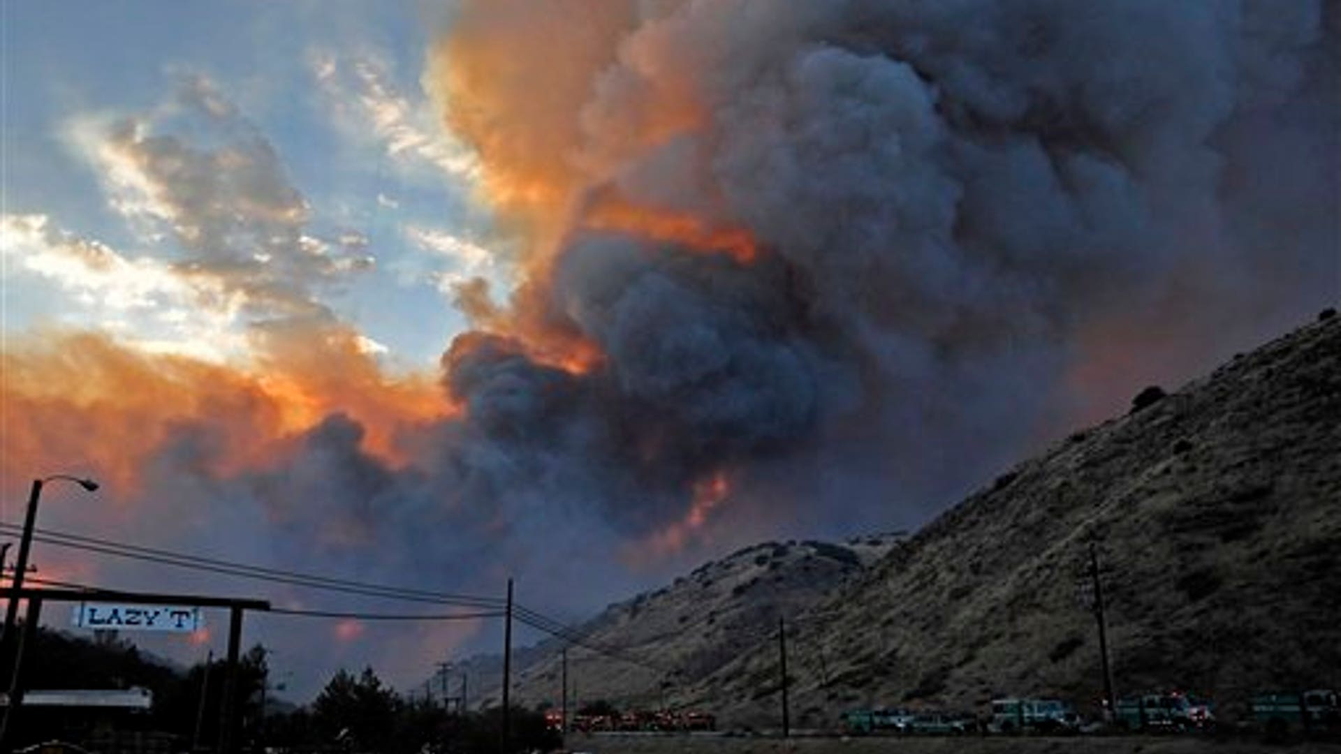 Wildfire Burns Above Elizabeth Lake Road
