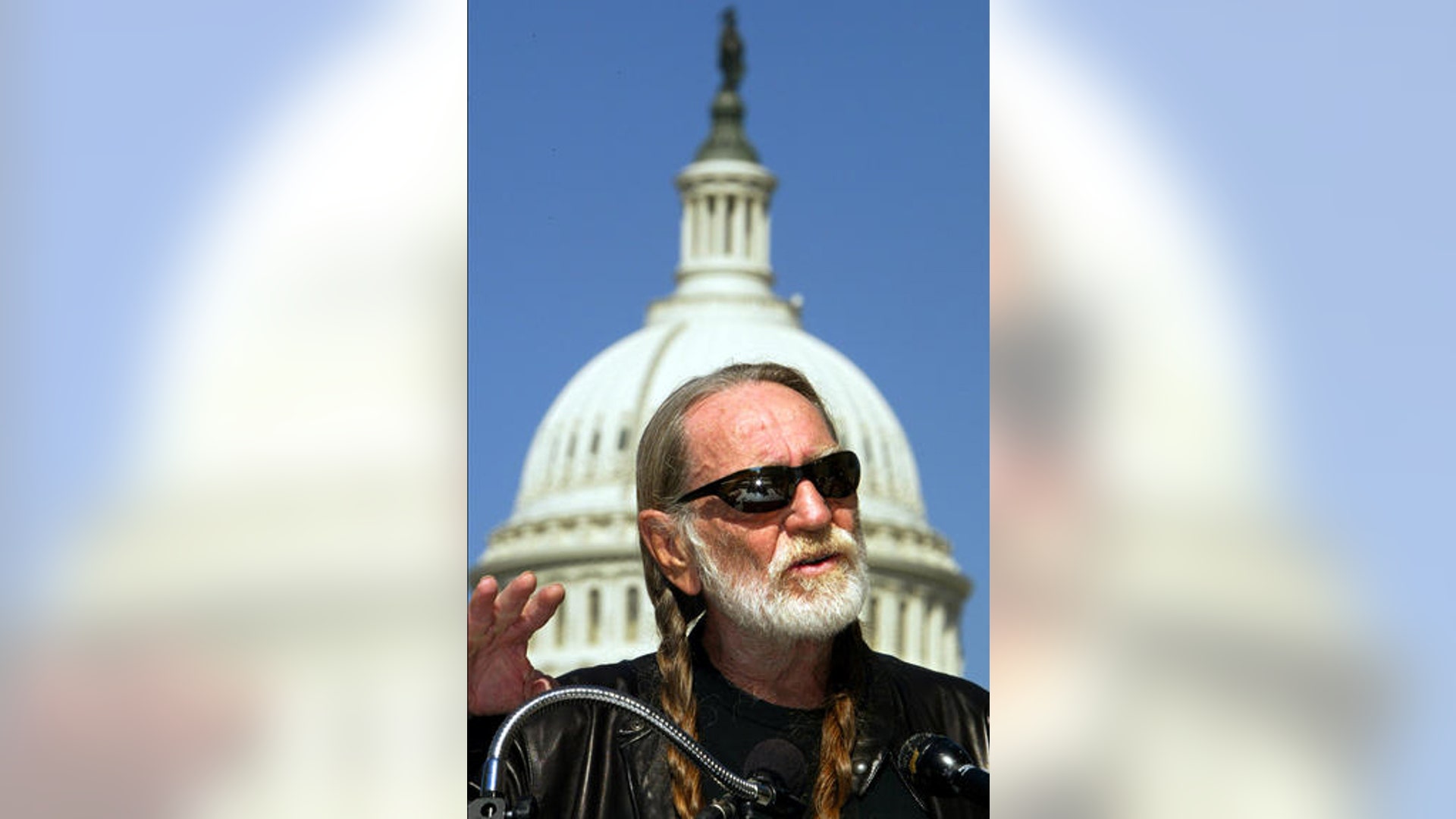 Willie_Nelson