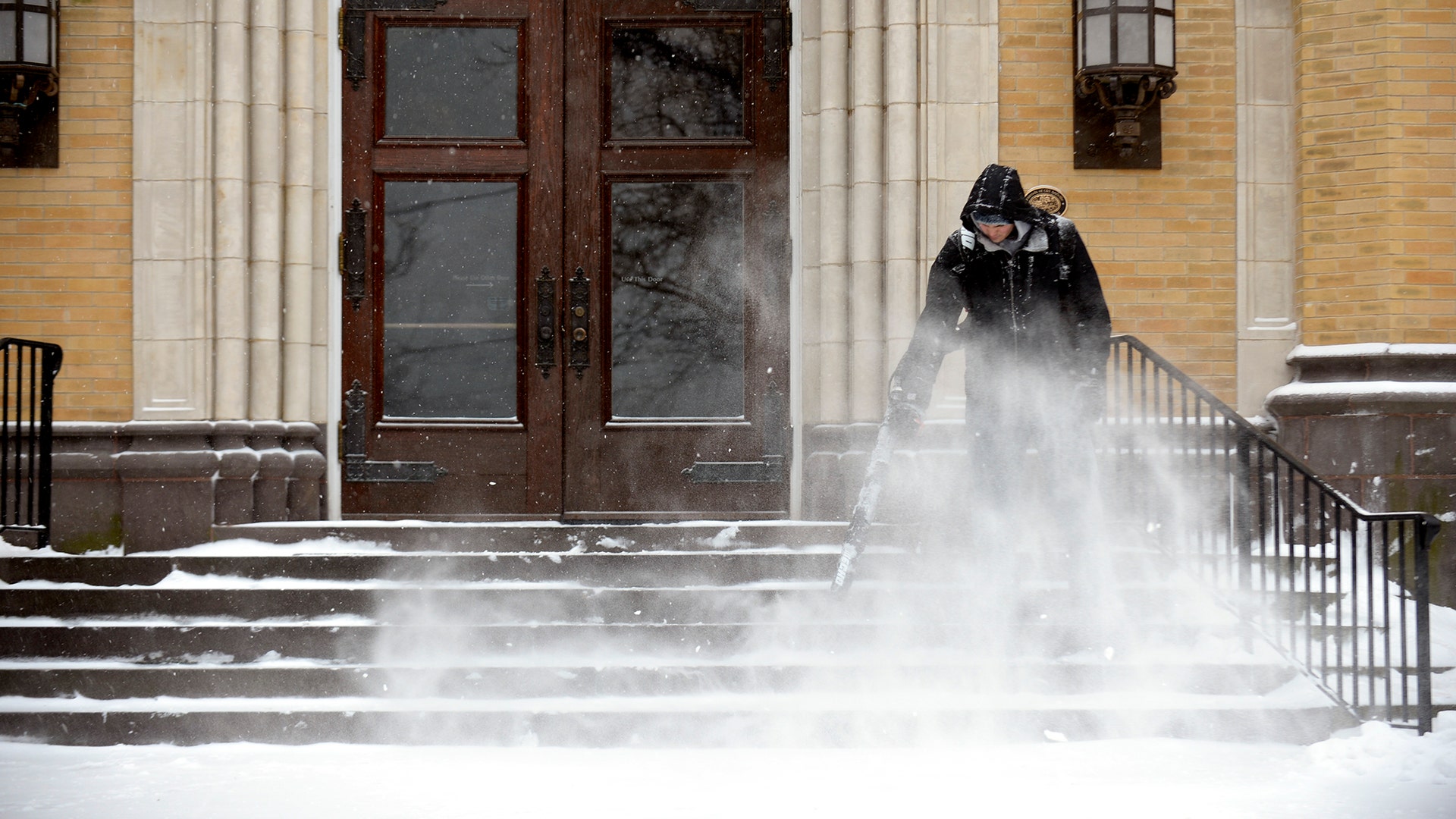 Winter_Weather_Garc_6_