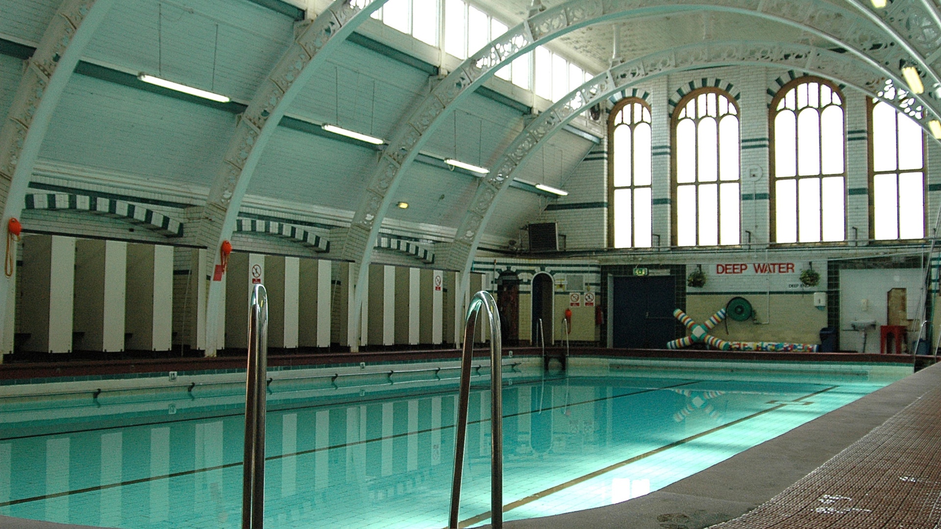 World_Fund_monuments__4_