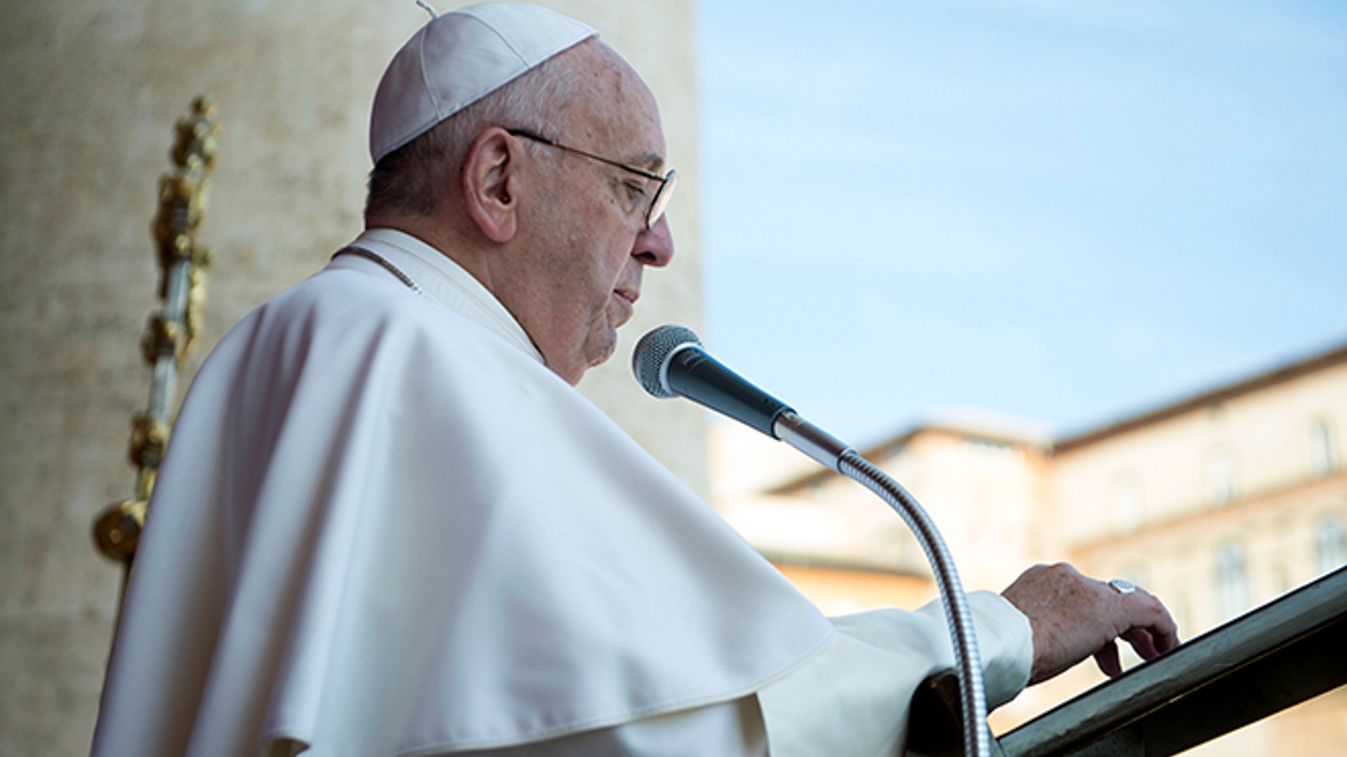 Xmas_Vatican_9a_Latino
