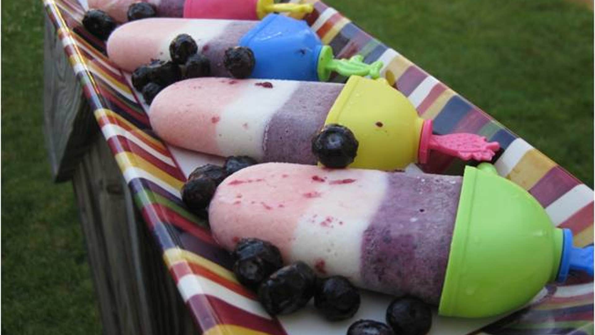 Yogurt_Ice_Pops_1