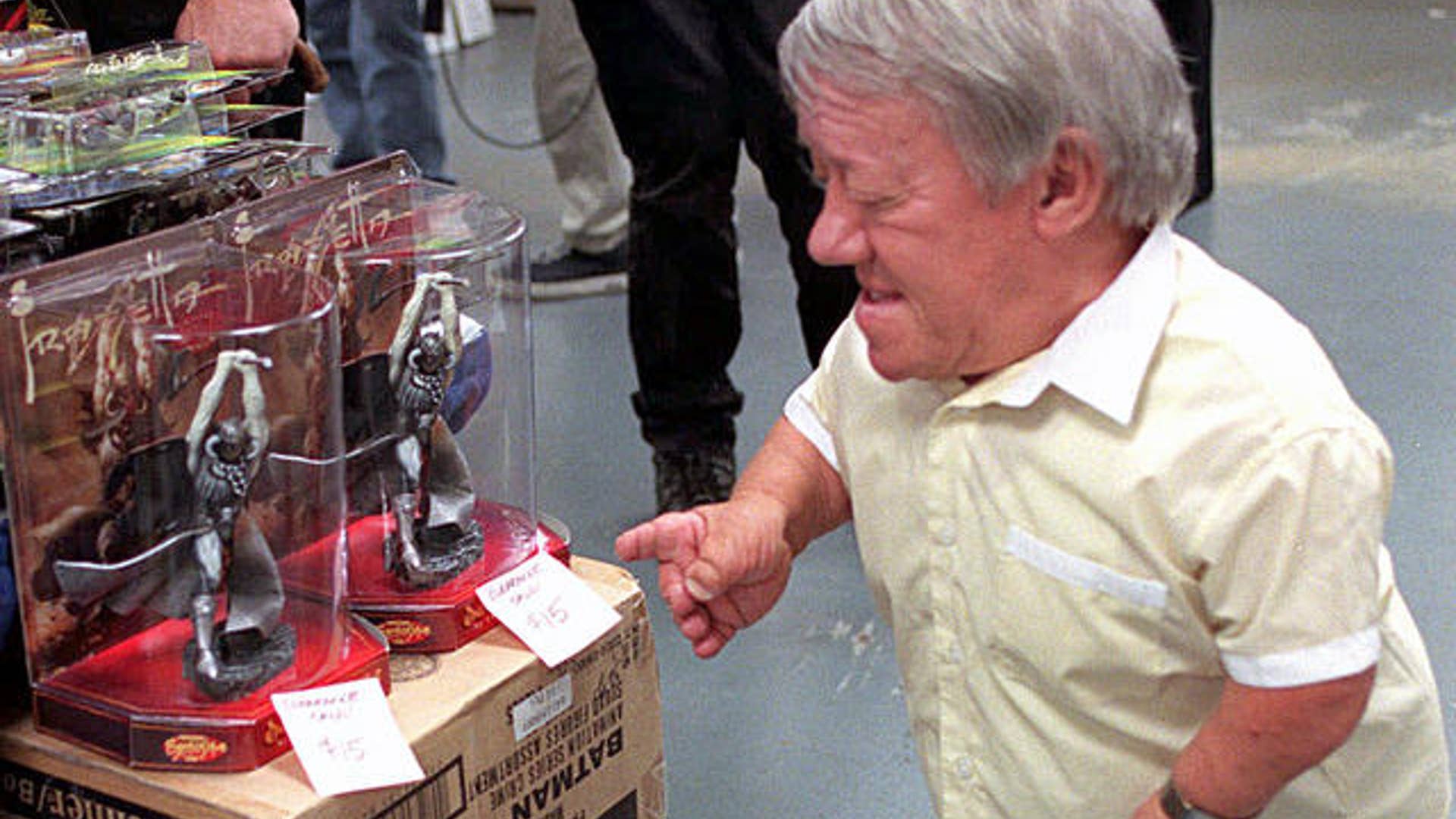 Kenny_Baker_now_star_wars