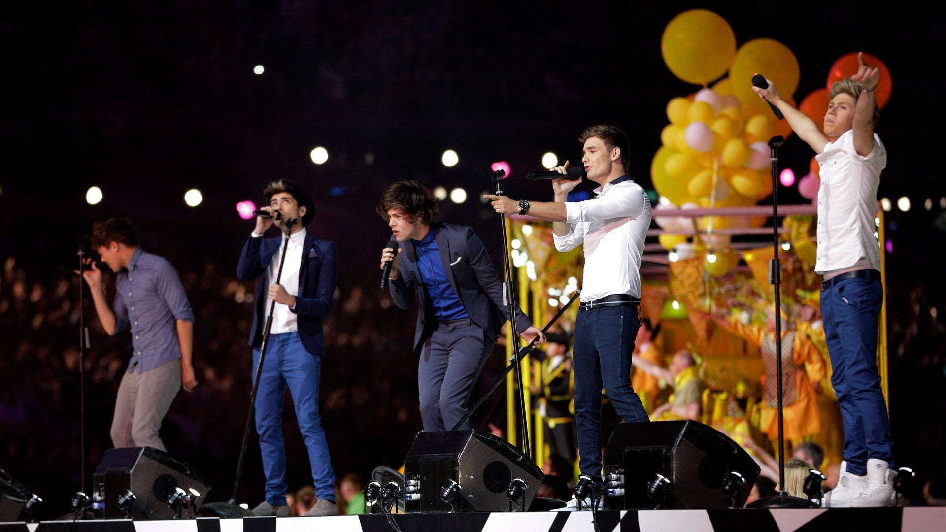 London_Olympics_Closi_Llen_9_