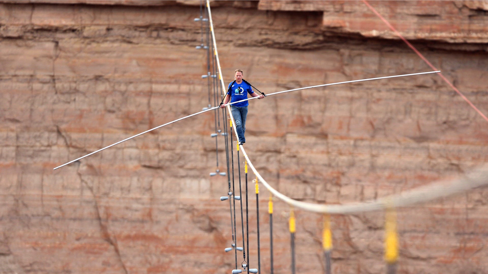 Skywire_Live_with_Nik_Wallenda__erika_garcia_foxnewslatino_com_4