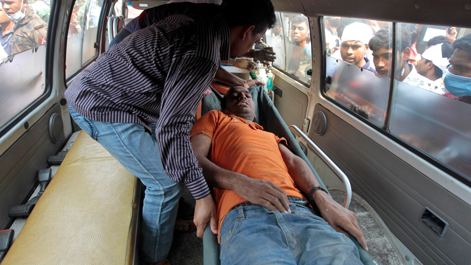 Bangladesh_Building_Crash3