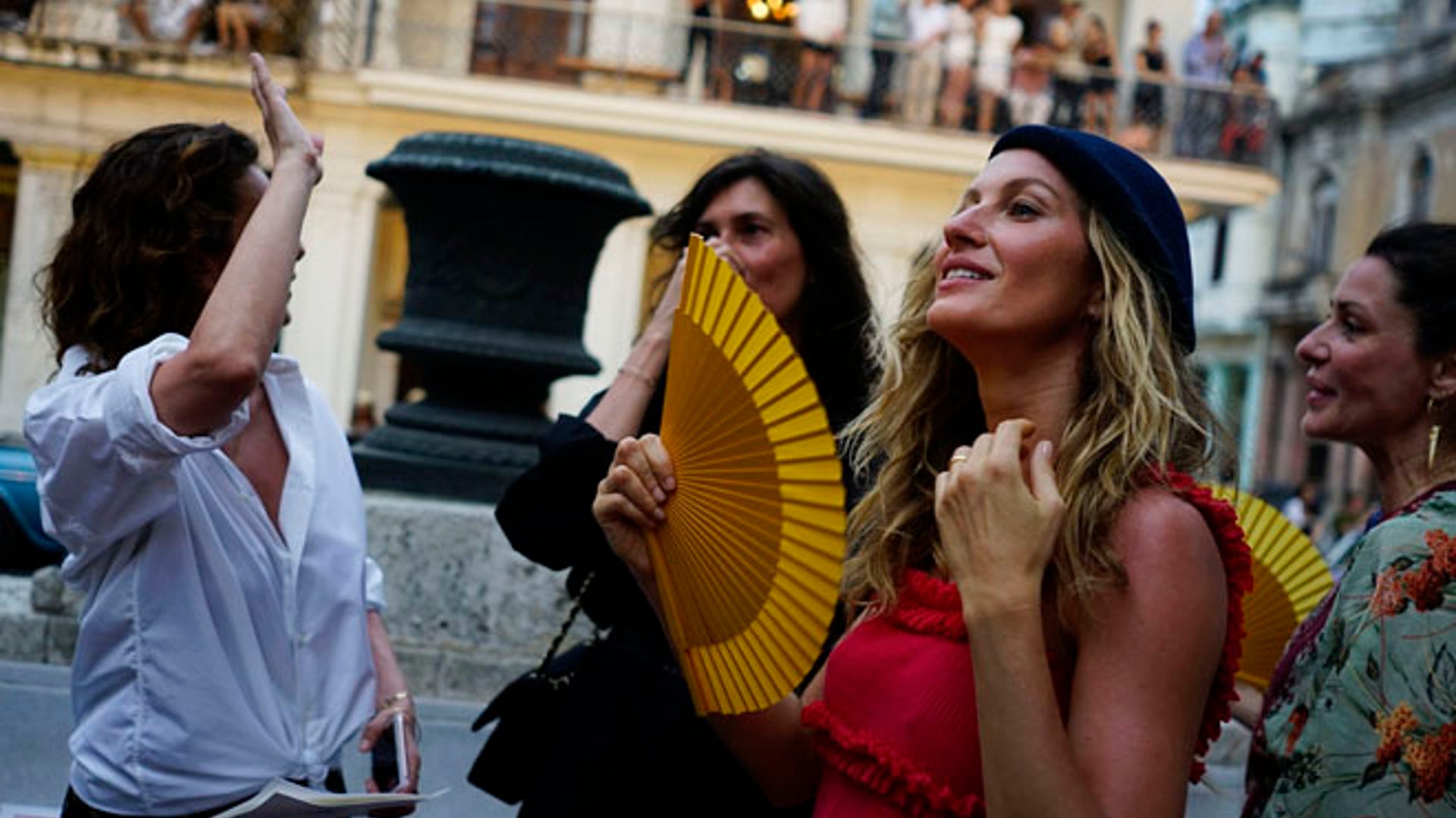 Cuba_Chanel_Show_Garc_11_