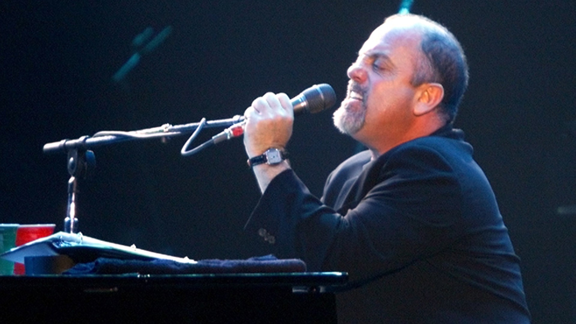 Billy_Joel_ret_party