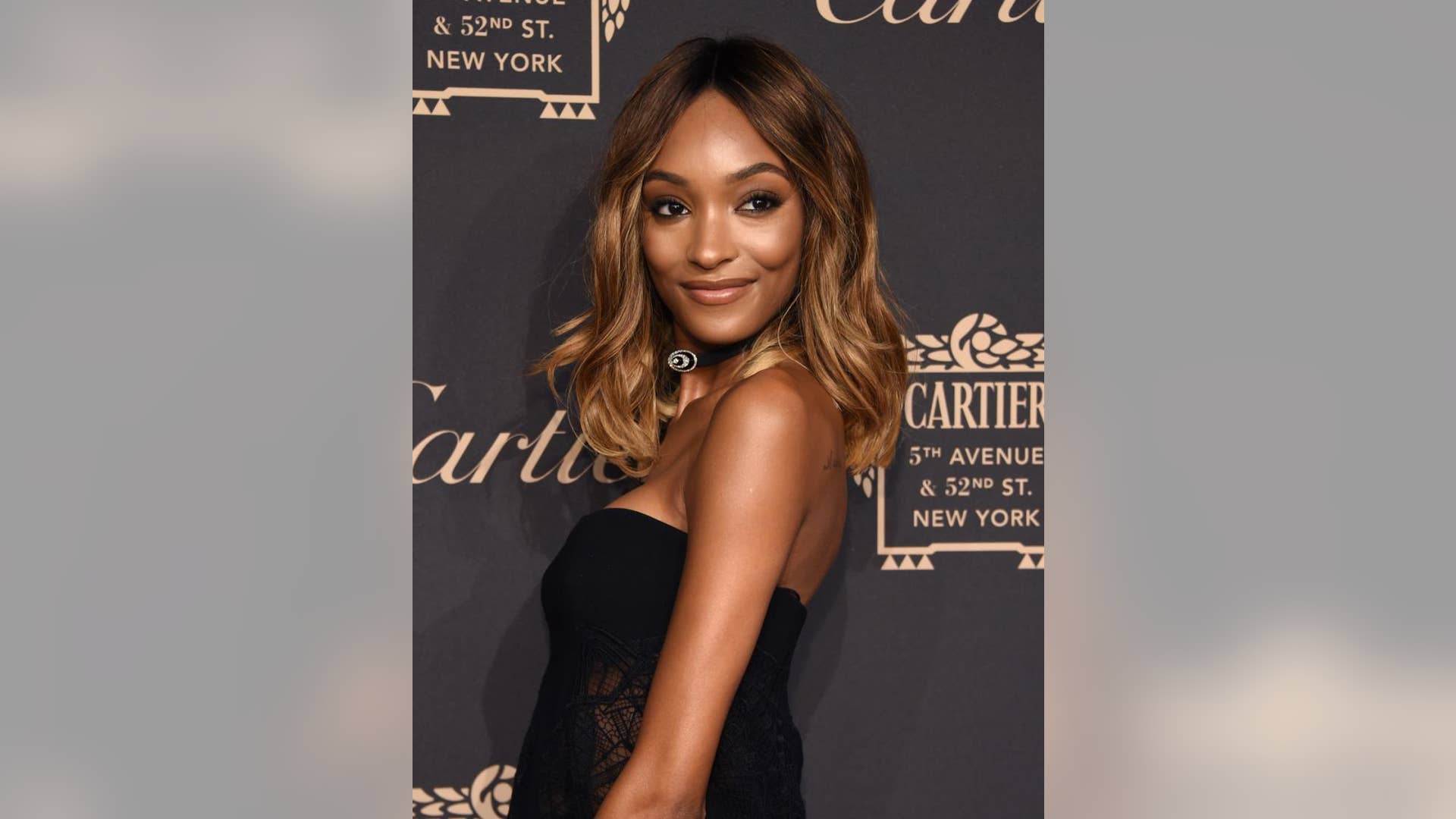 Pics Jourdan Dunn Flaunts Supermodel Shape In Sheer Dress At Nyfw Fox News 1537