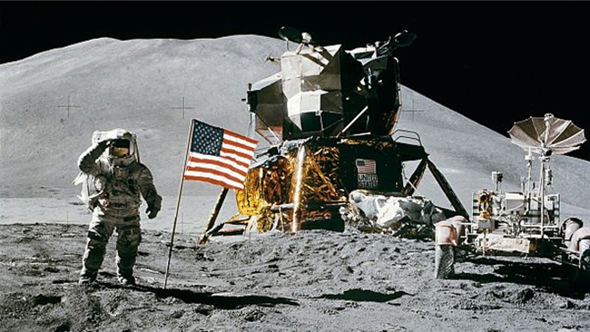 apollo_15_salute