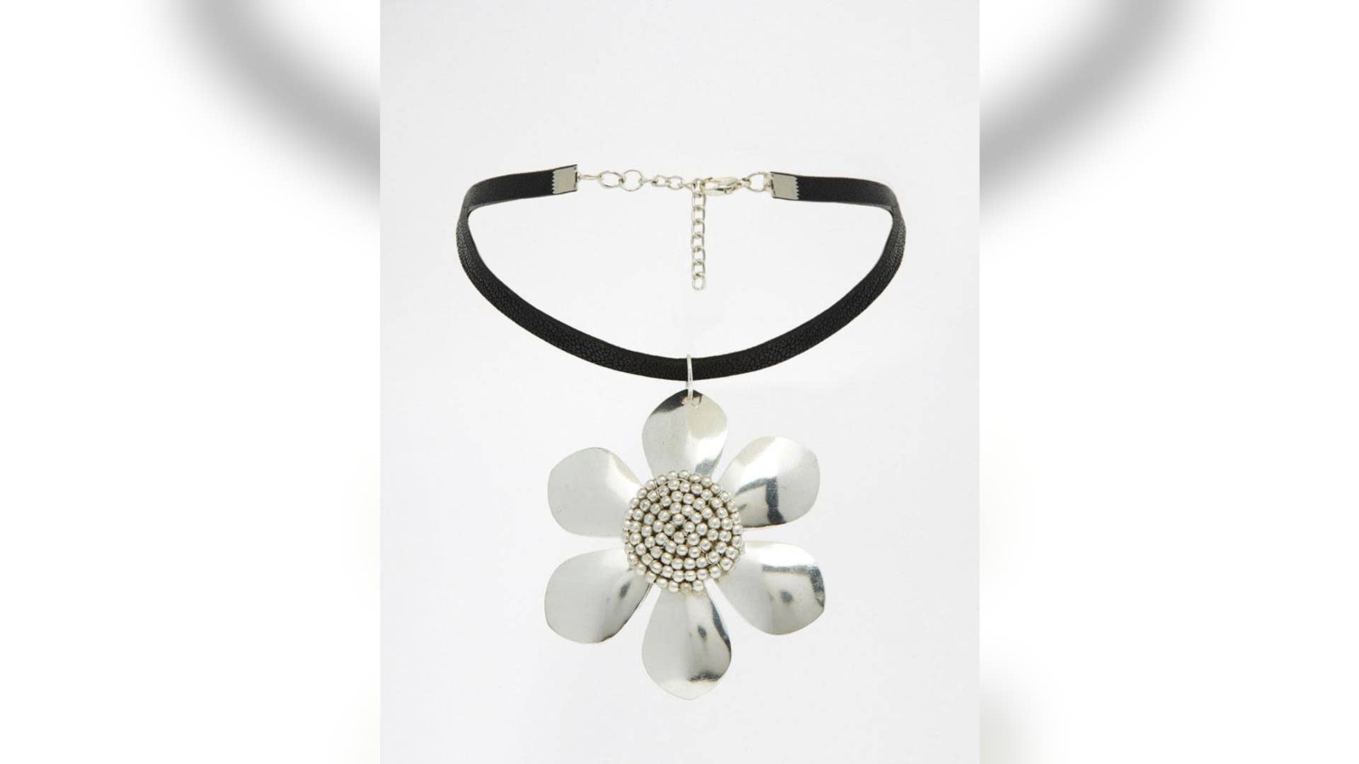 Big Daisy Choker Necklace