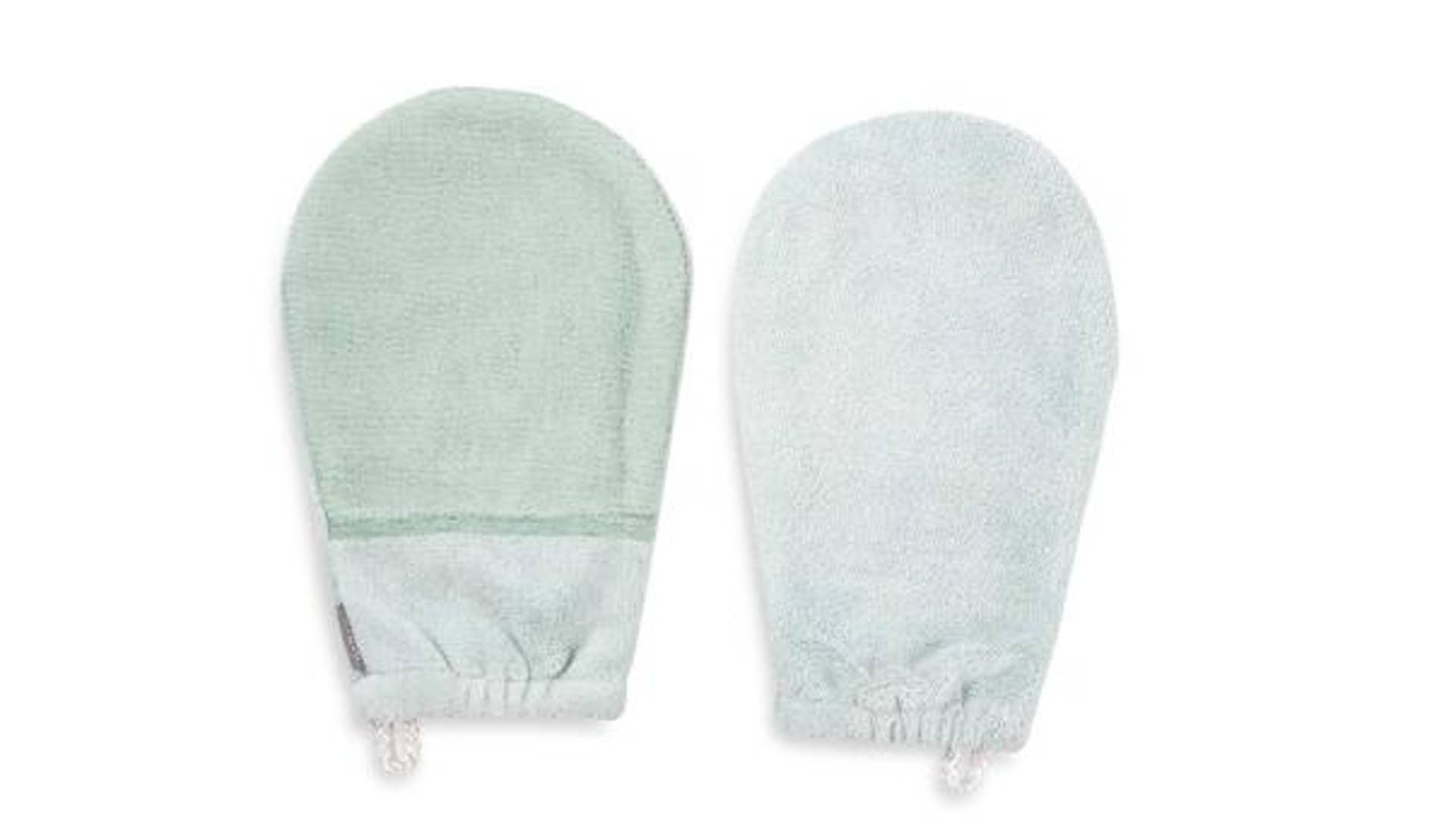 Microdry Pure Performance Spa Clear Skin Exfoliating Mitt, $6.99