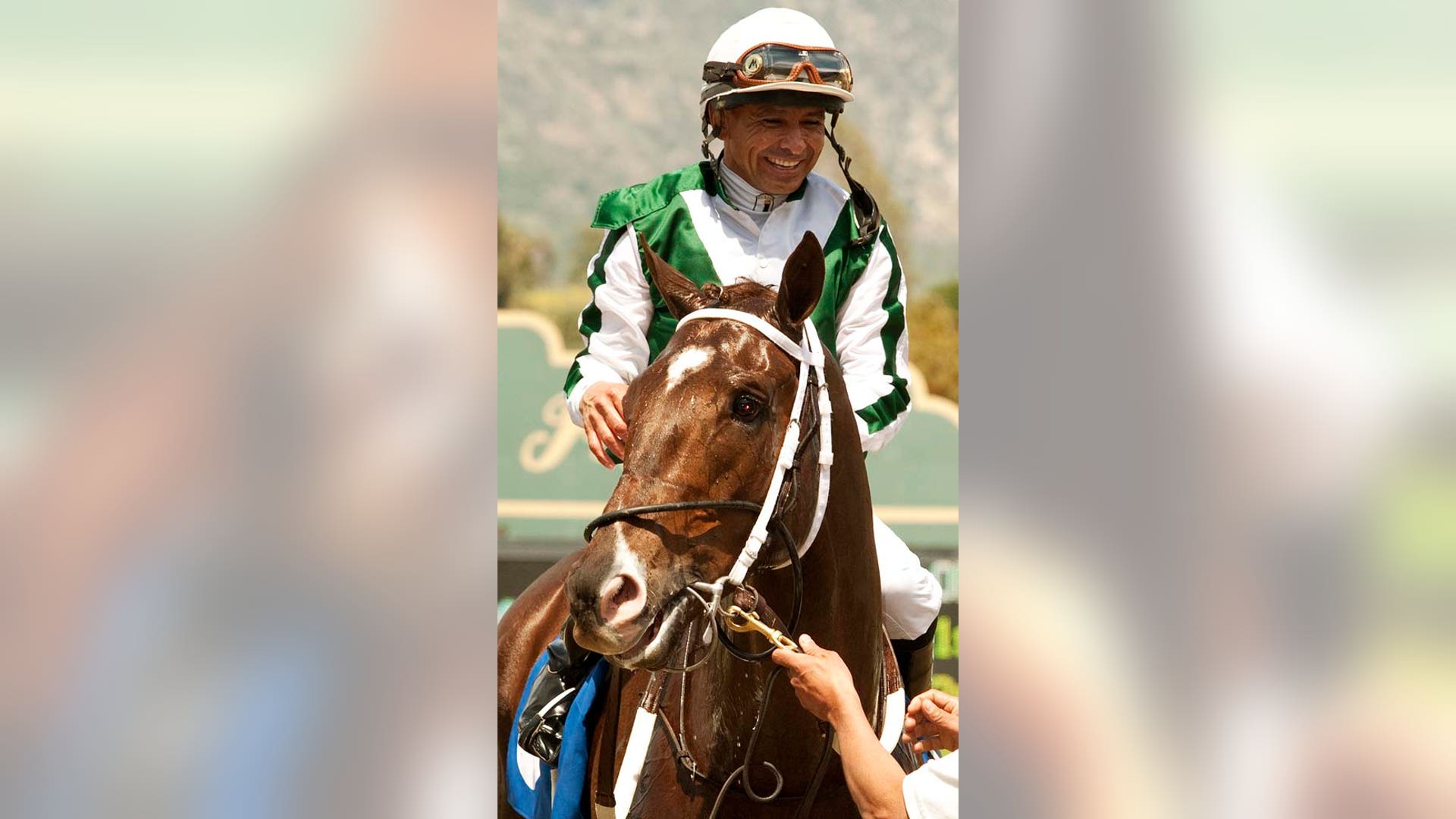 Mike Smith 5-6-2011 LATINO