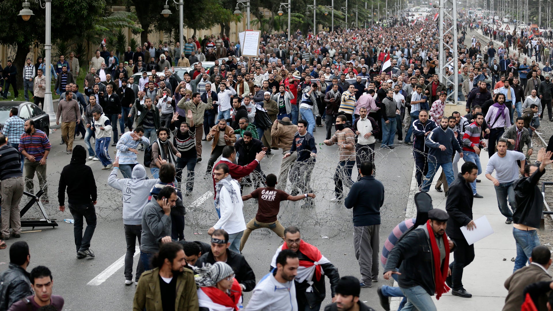 Mideast_Egypt_Angu__7_