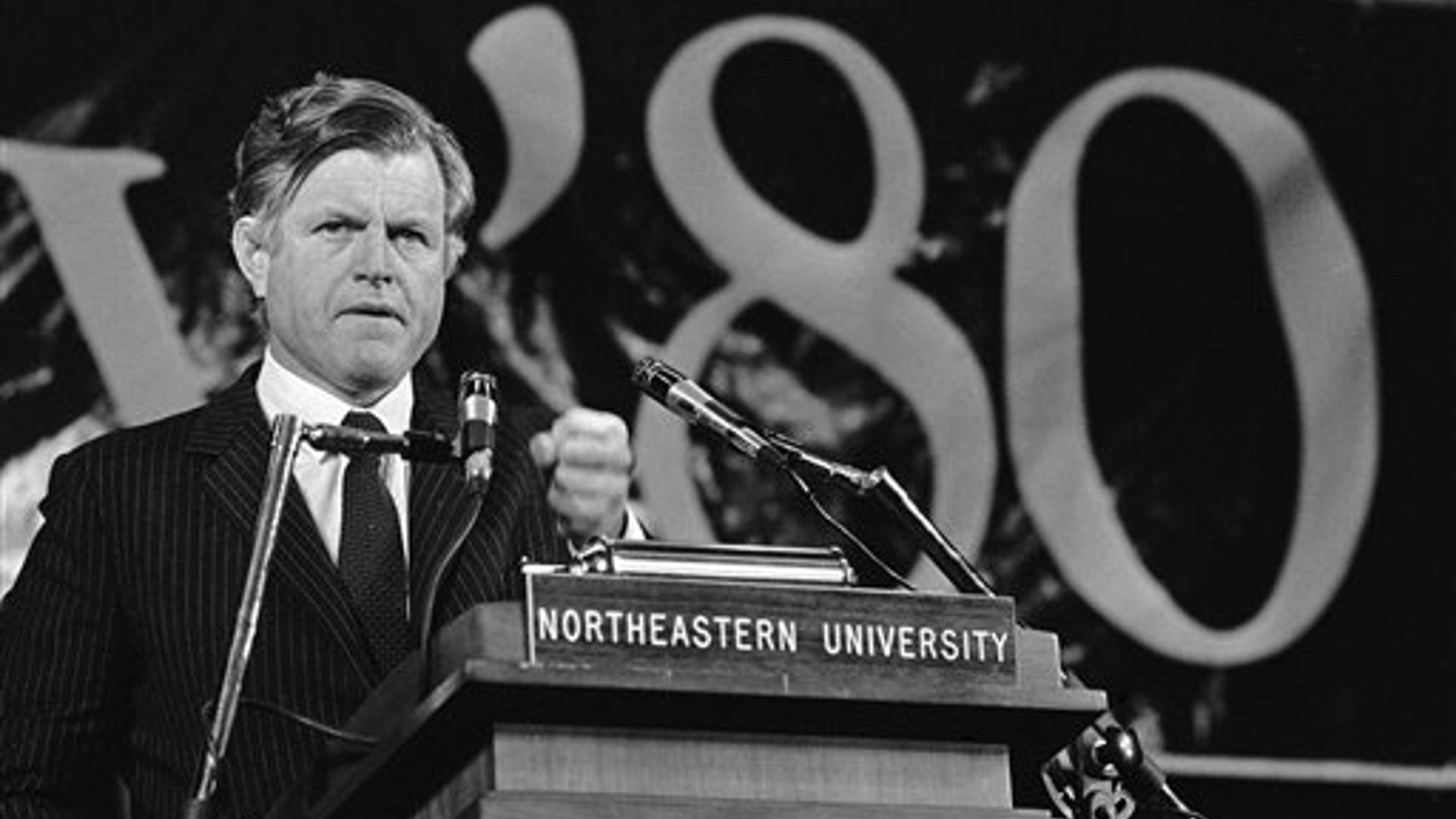 Ted_Kennedy_the_Campaigner14