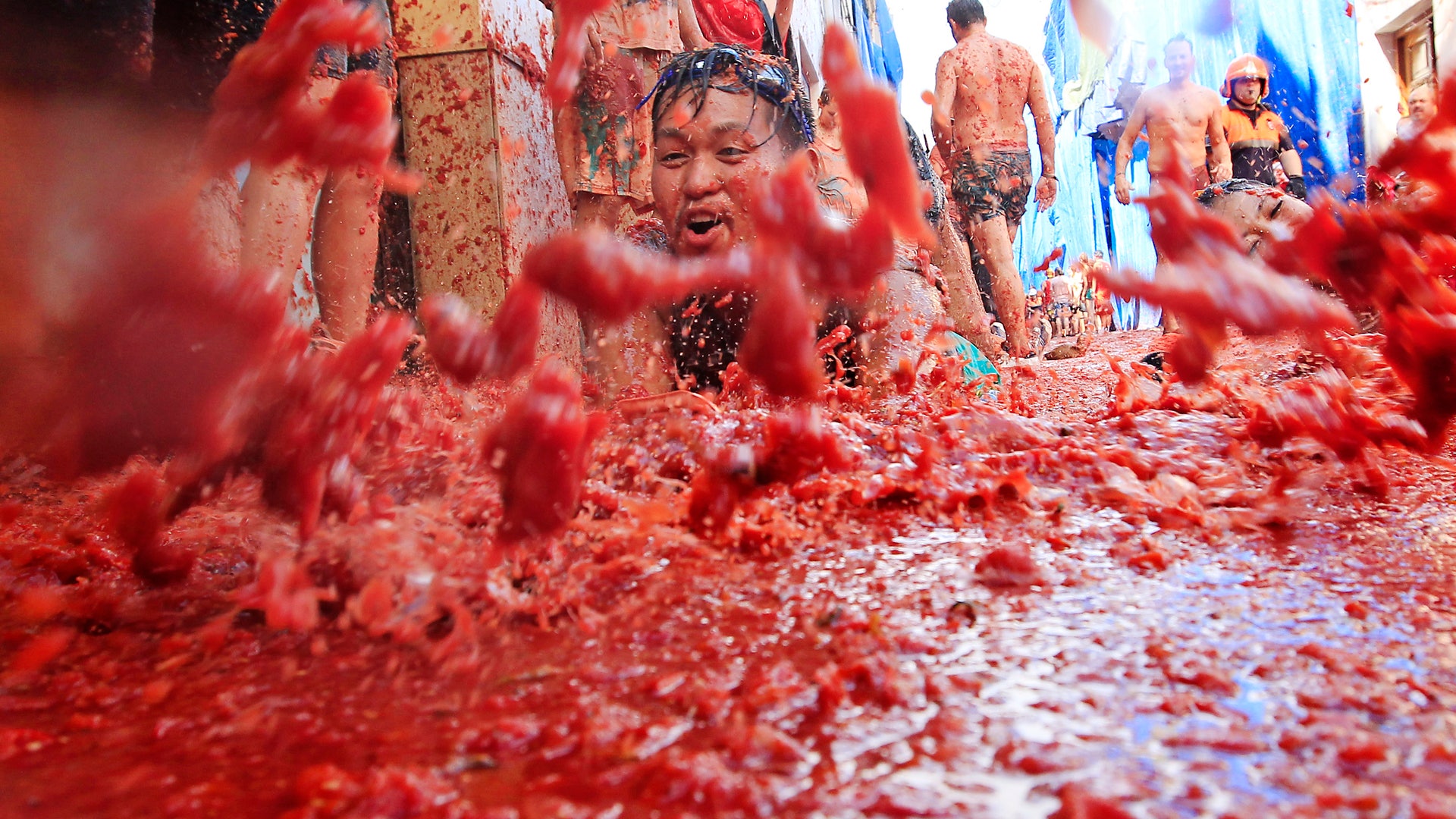 Spain_Tomatina_Vros__1_