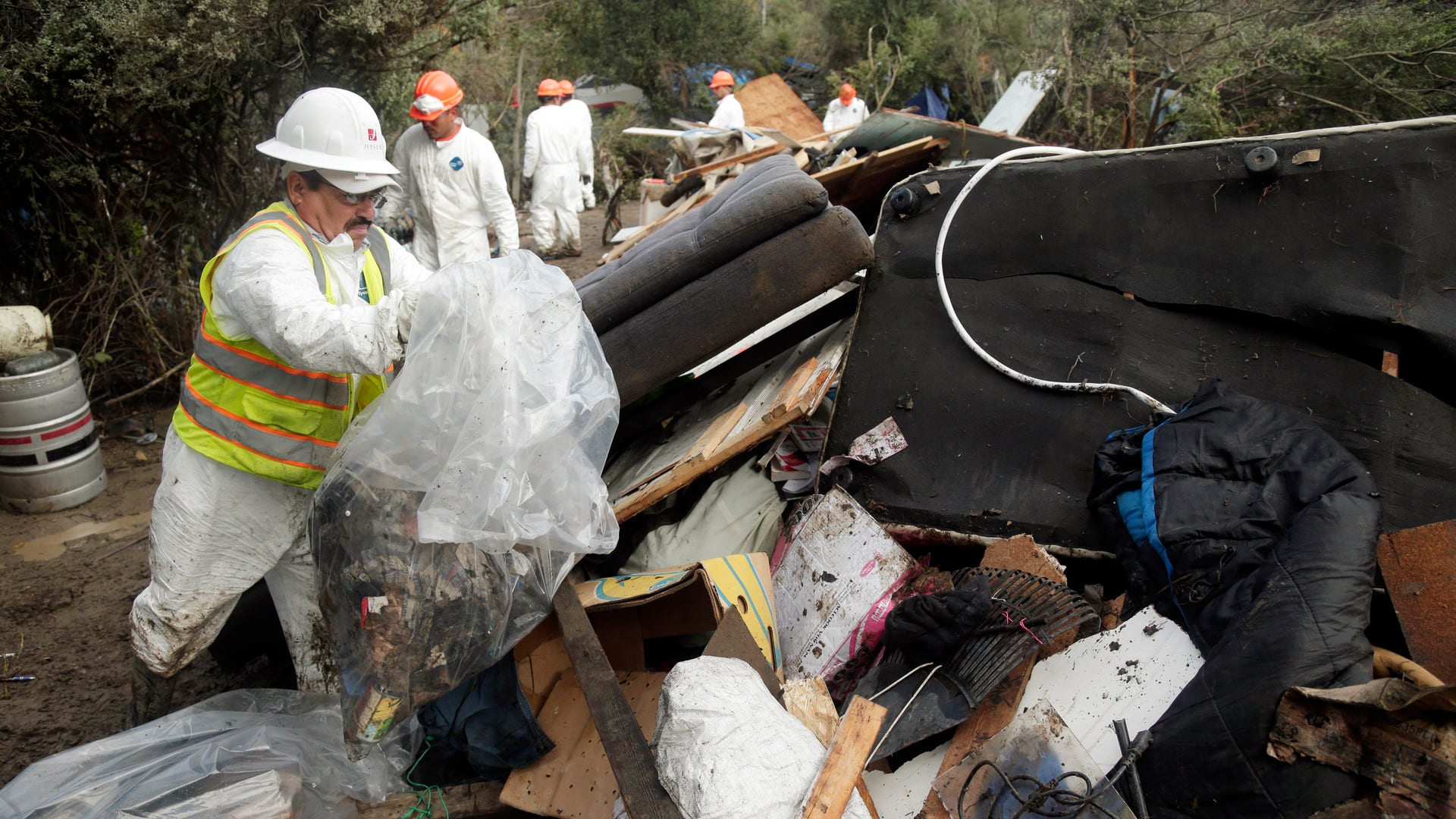 The_Jungle_Cleanout__erika_garcia_foxnewslatino_com_7