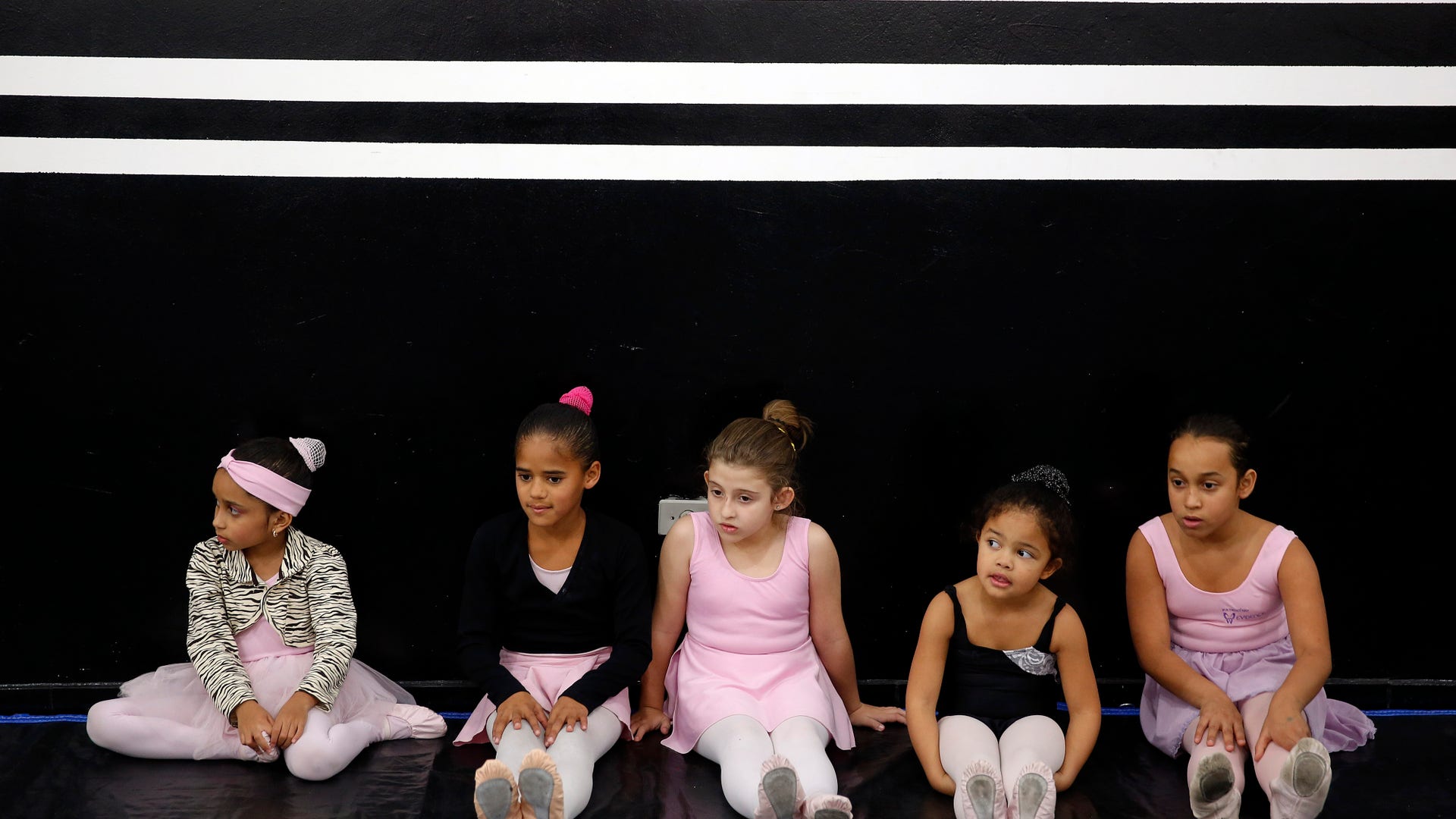 Brazil_Favela_Ballet_Vros__1_