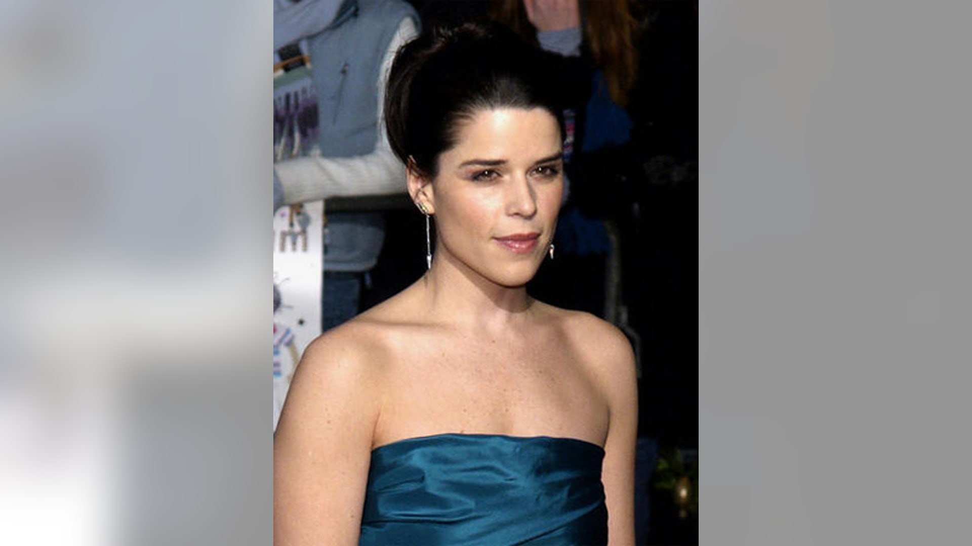 Neve Campbell