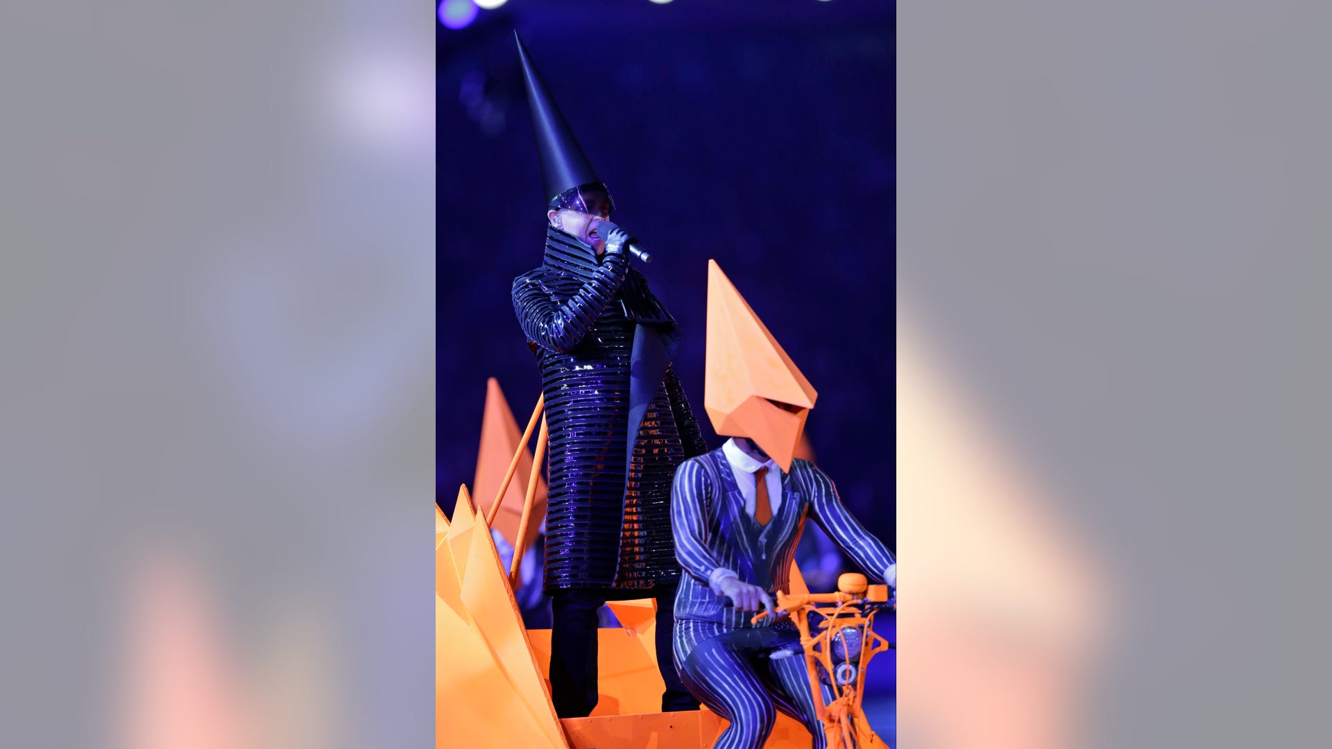 London_Olympics_Closi_Llen_8_