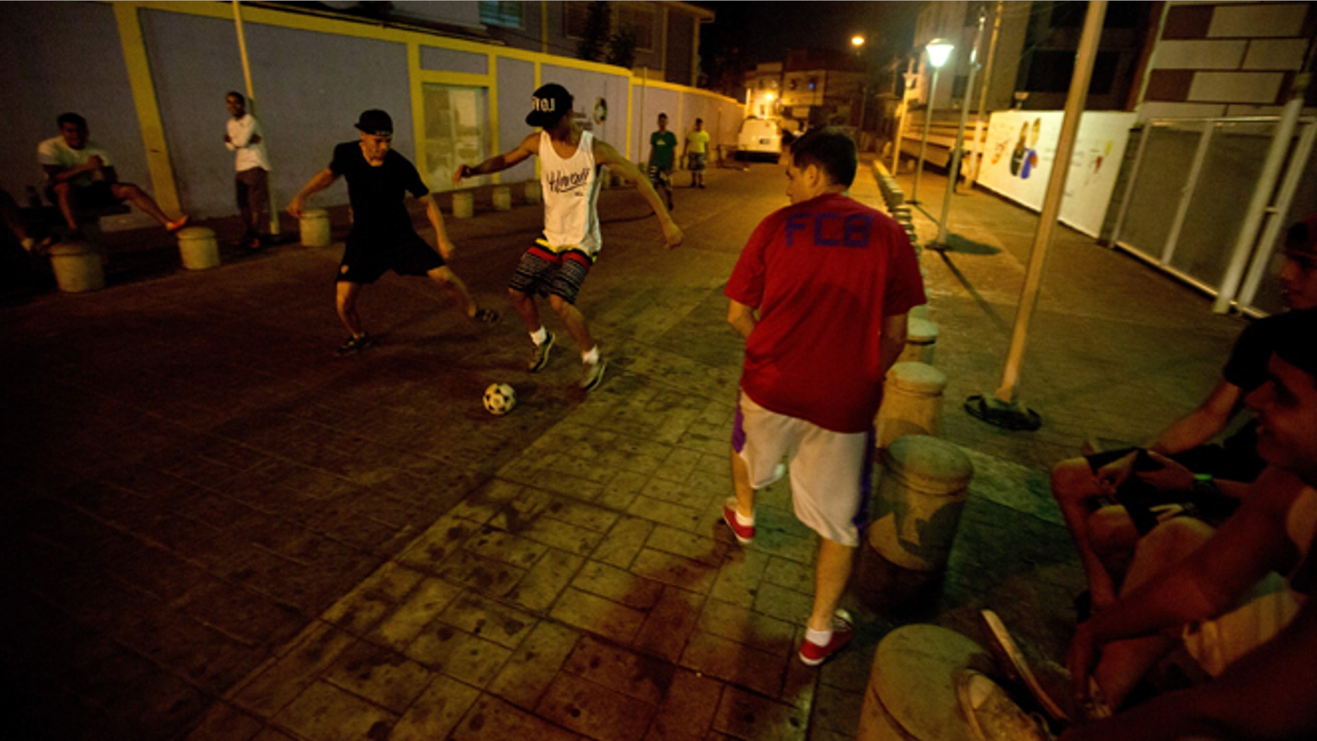 Venezuelans_Reclaim_Night__6_