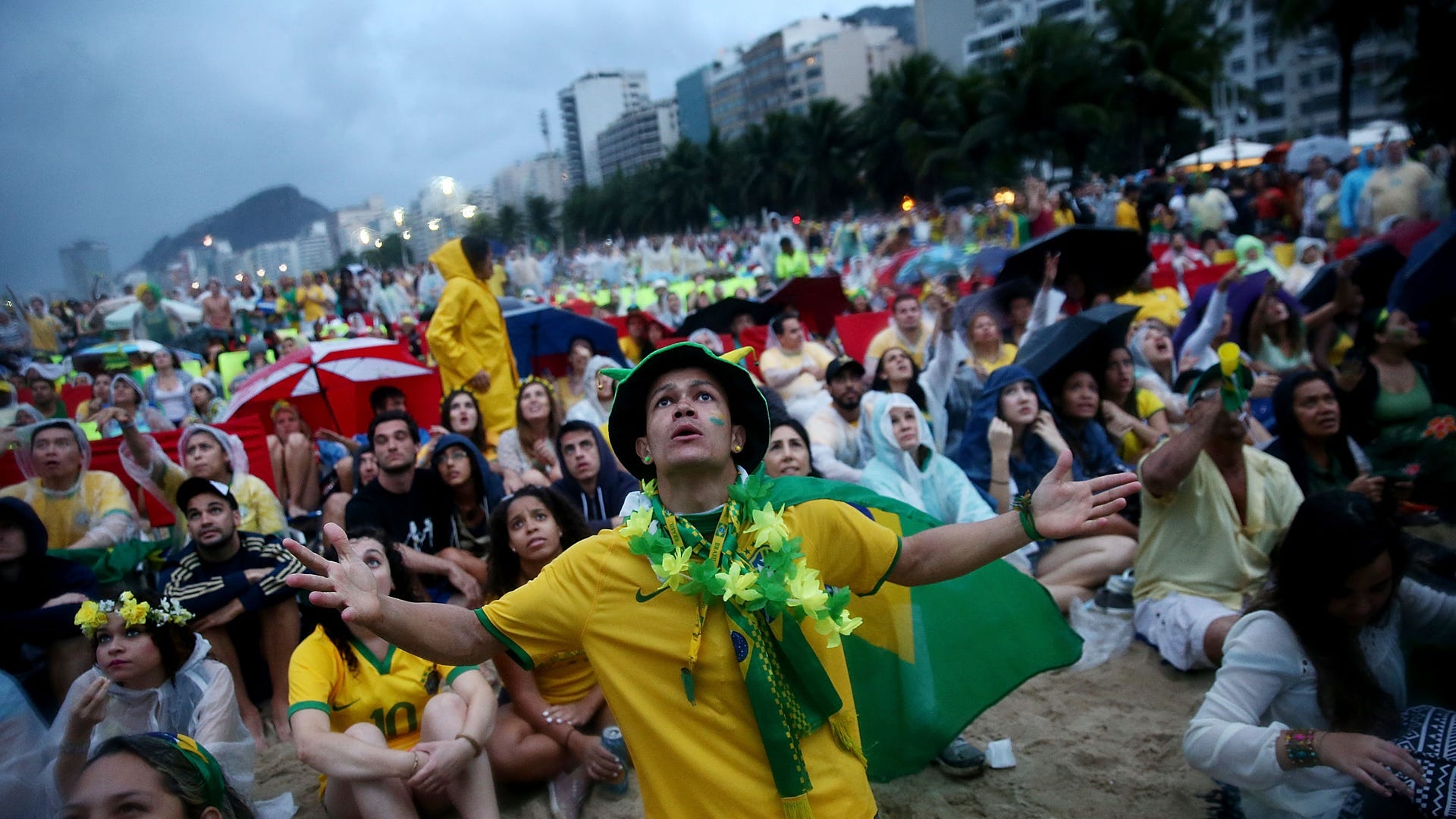 Brazil_Fans_React__2_