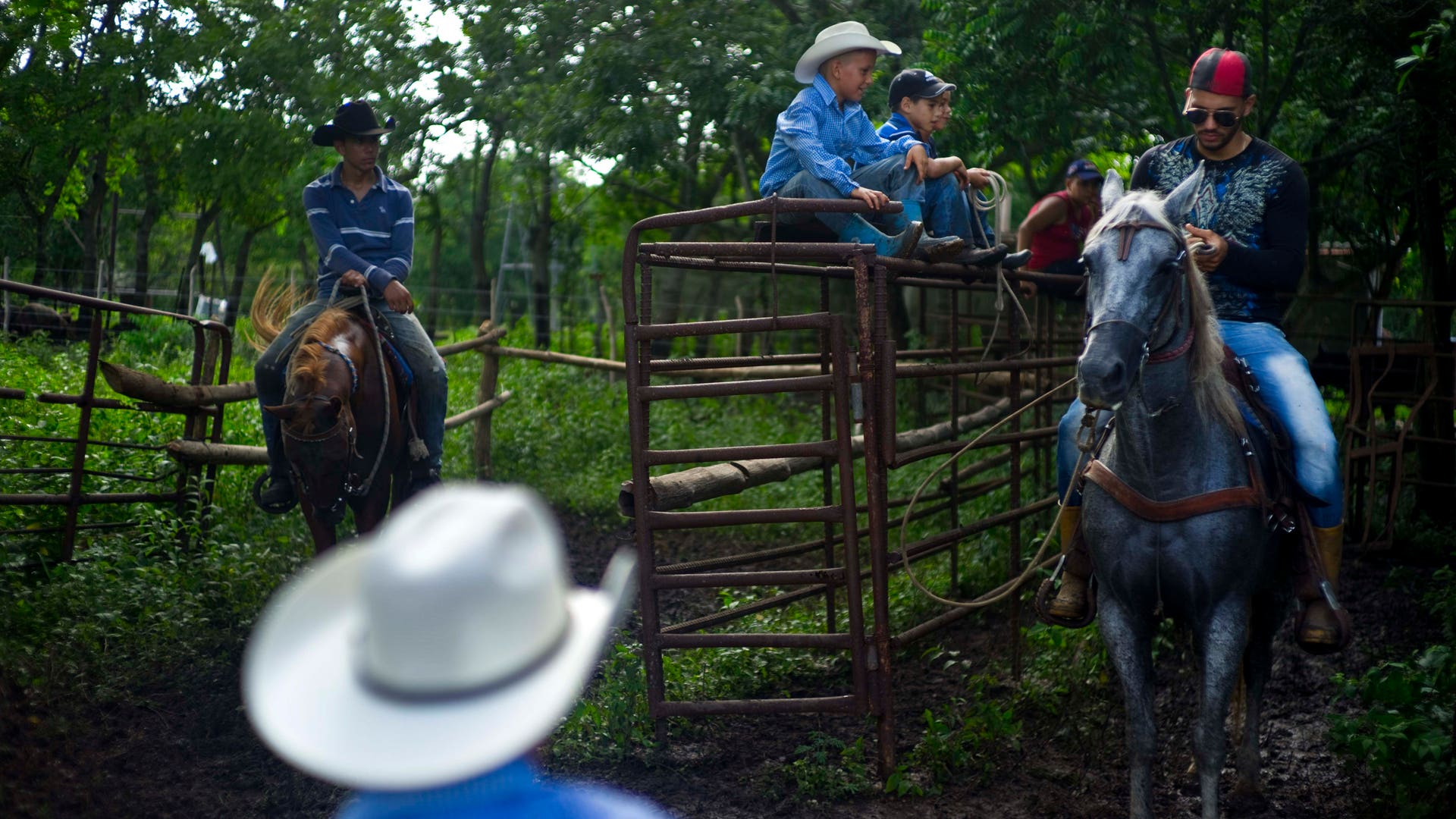 Cuba_Child_Rodeo_Phot_Vros__9_