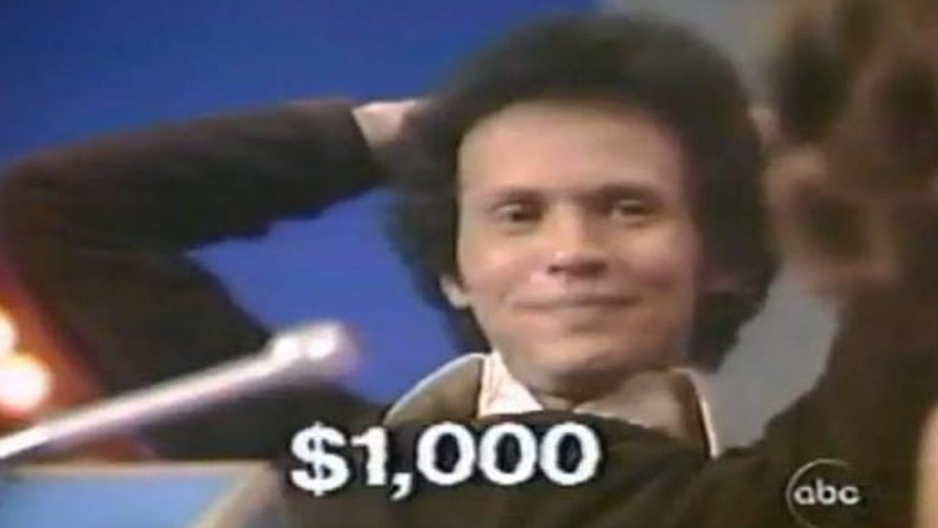 billy_crystal_pyramid