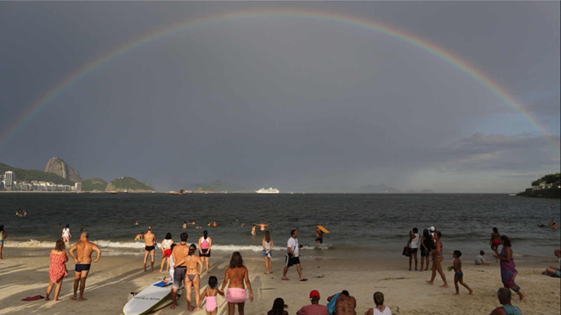 New Year's Eve 2014 celebrations around the world