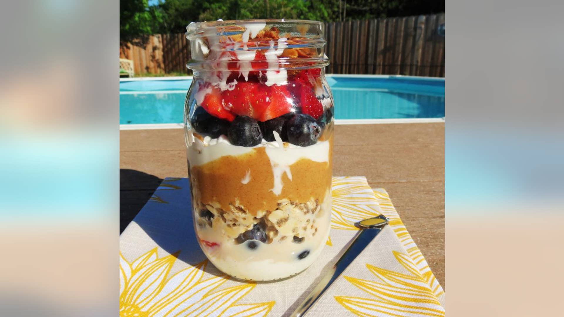 Breakfast Jar Parfait