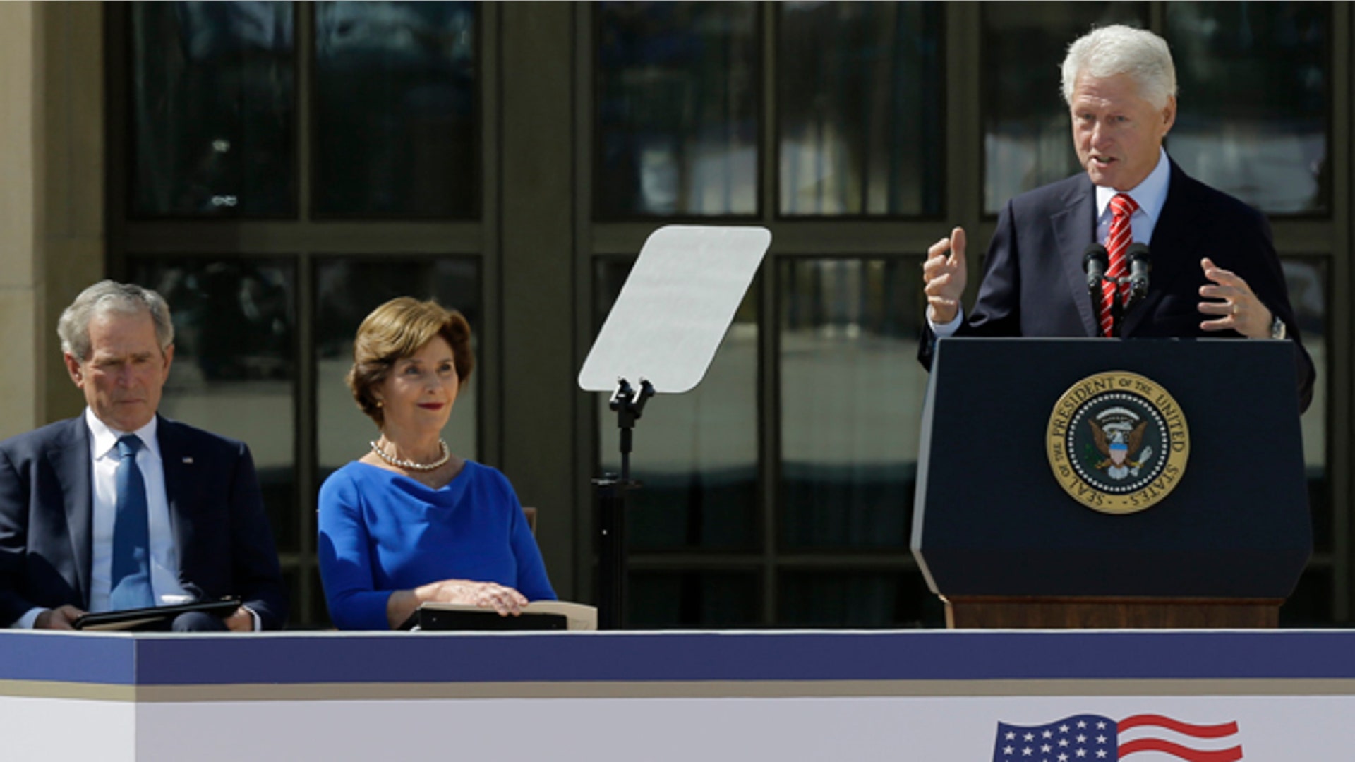 bush_library_dedication5