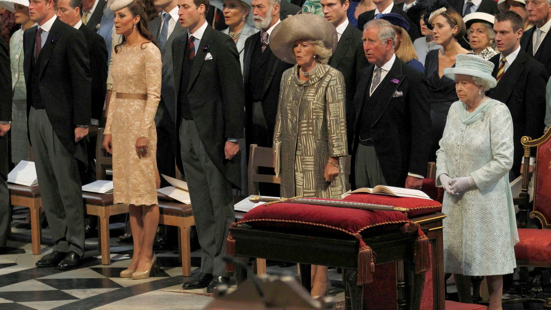 Britain_Queen_s_Jubil_Pata_8_