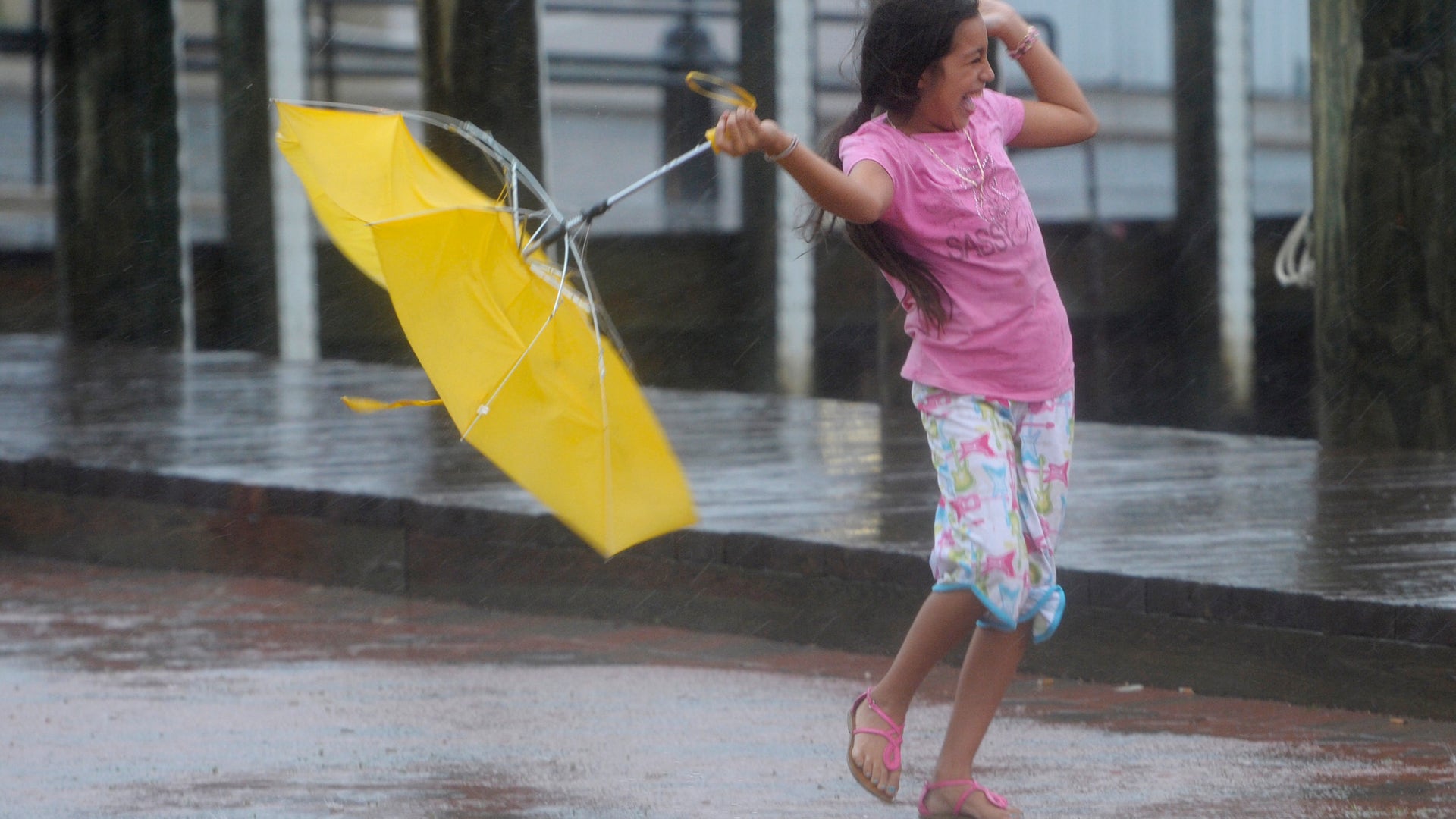 Annapolis_child_laughs_Irene