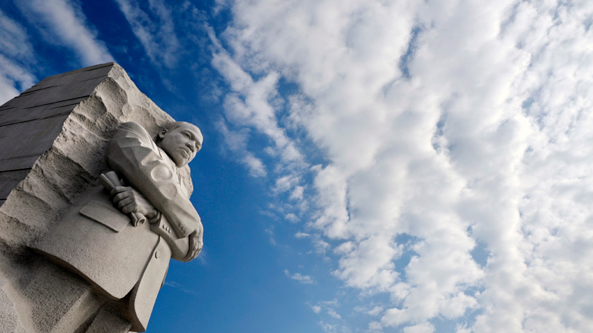 MLK_memorial_postponed_IRENE